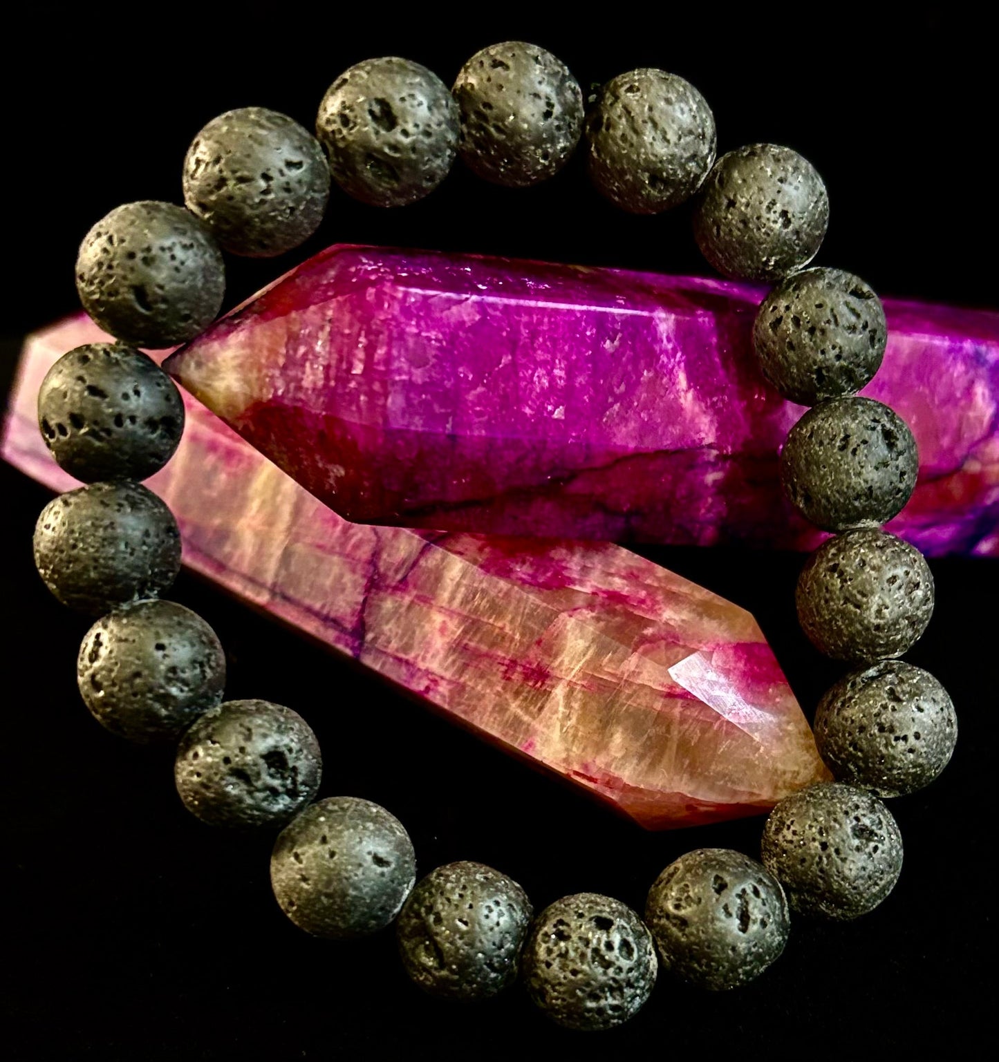Pulsera Grounded Energy de roca volcánica – Fuerza • Estabilidad • Protección (10 mm, muñecas pequeñas)