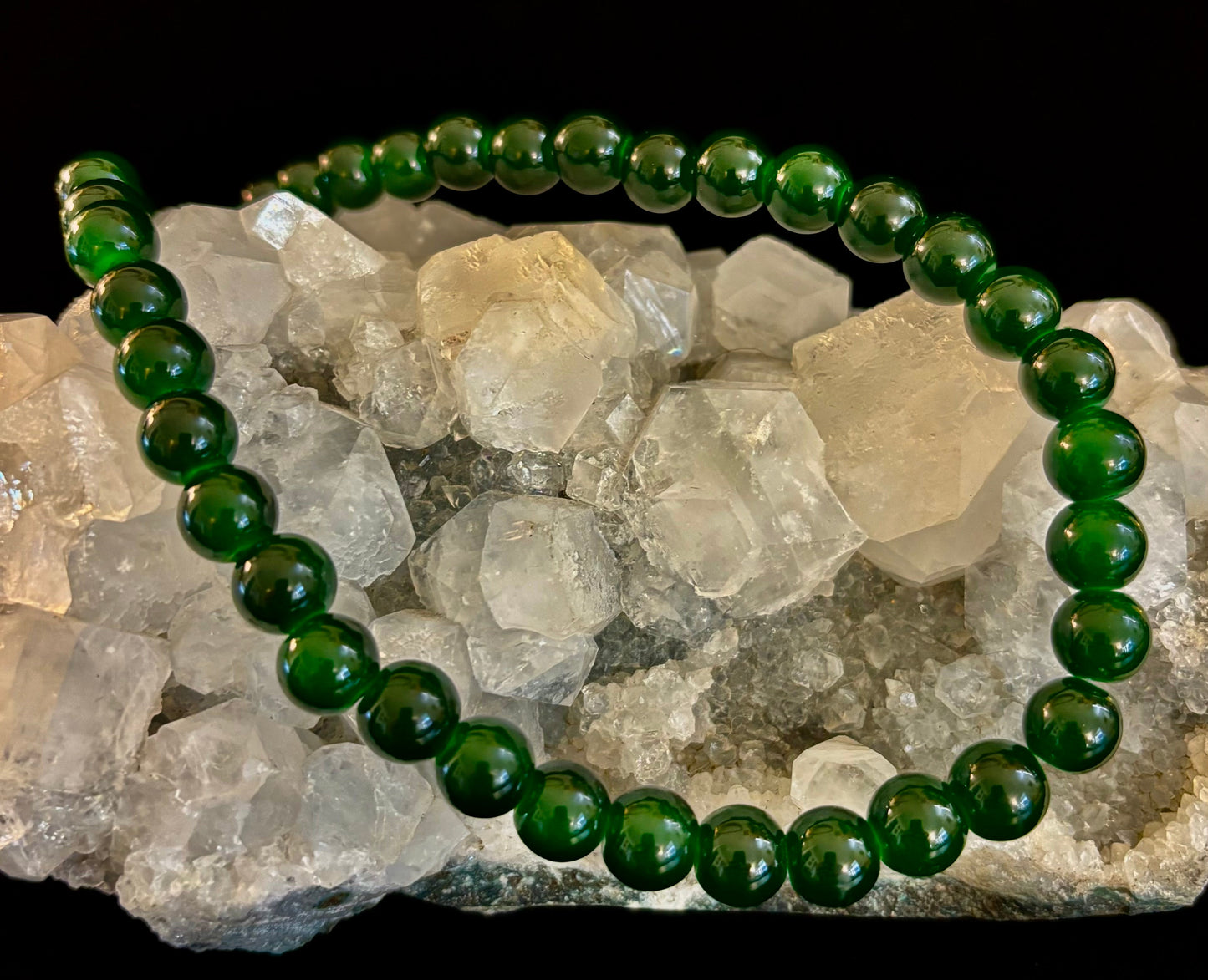 Gargantilla de cuentas verde esmeralda de 8 mm – Atrevida, Atemporal y Vibrante 💚✨