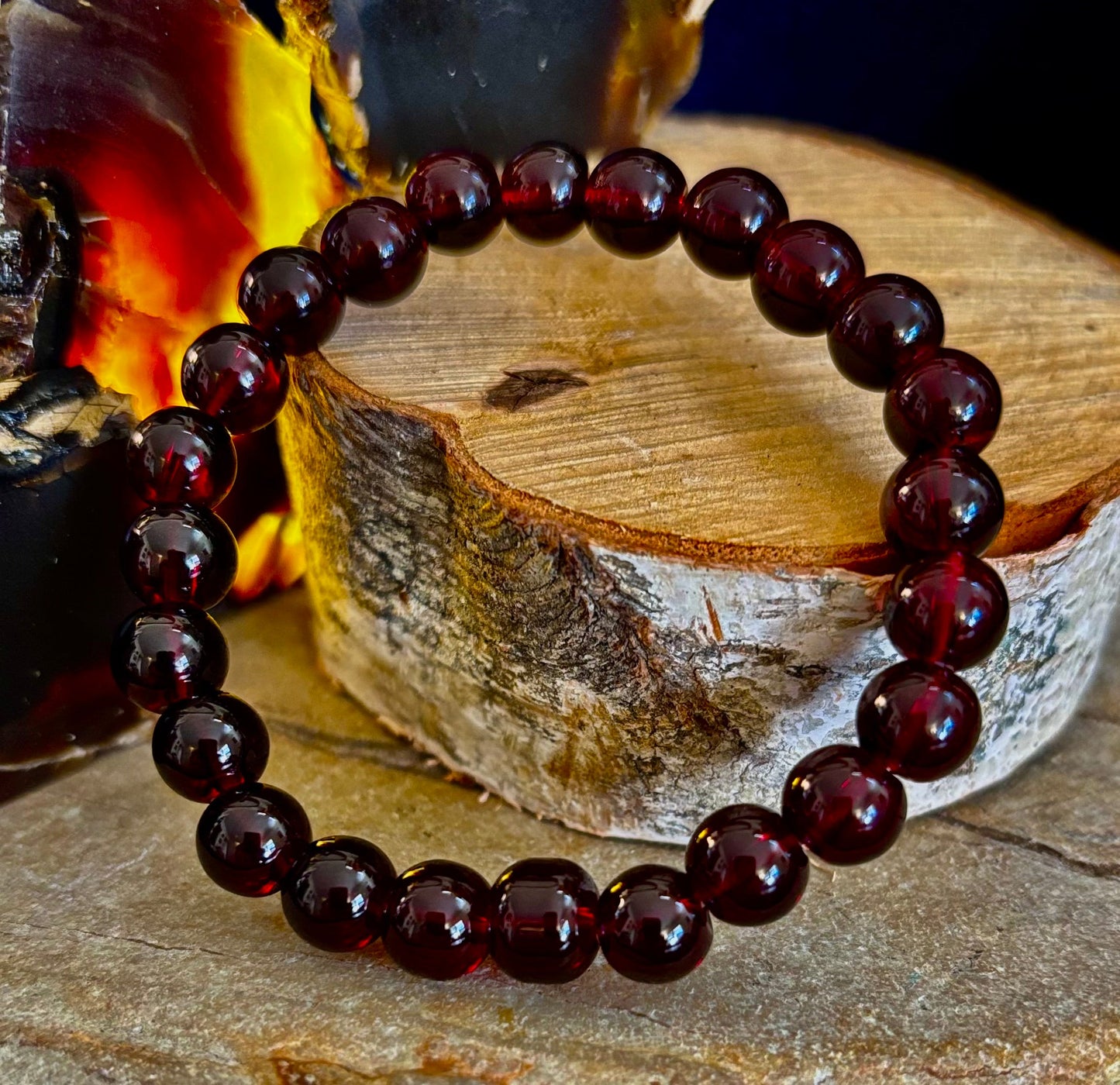 Pulsera de los Deseos de Granate – Cuentas de 8mm para la Pasión, la Protección y la Manifestación