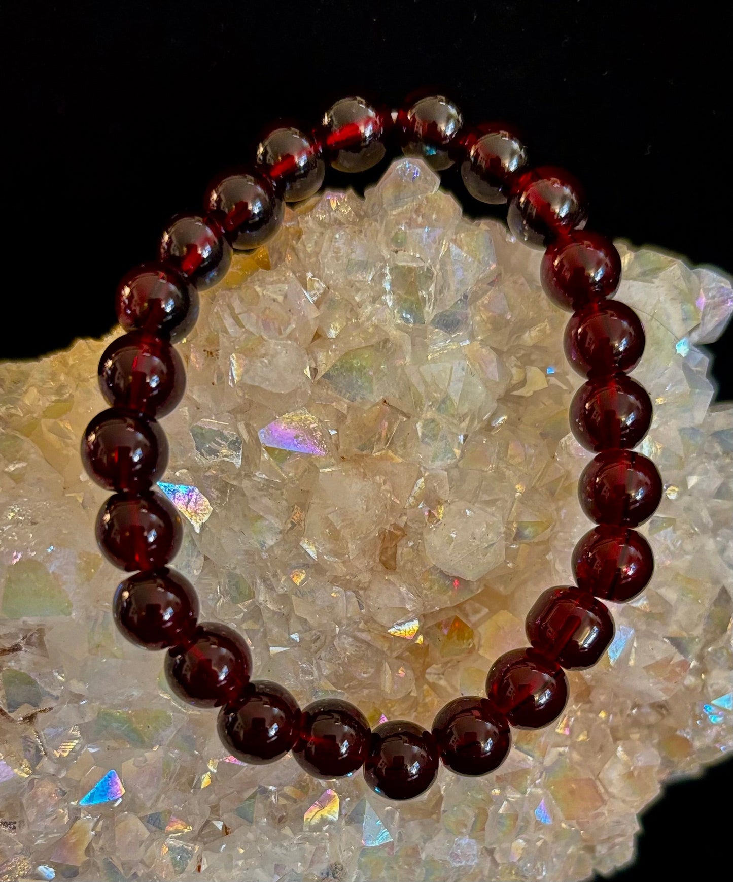 Pulsera de los Deseos de Granate – Cuentas de 8mm para la Pasión, la Protección y la Manifestación