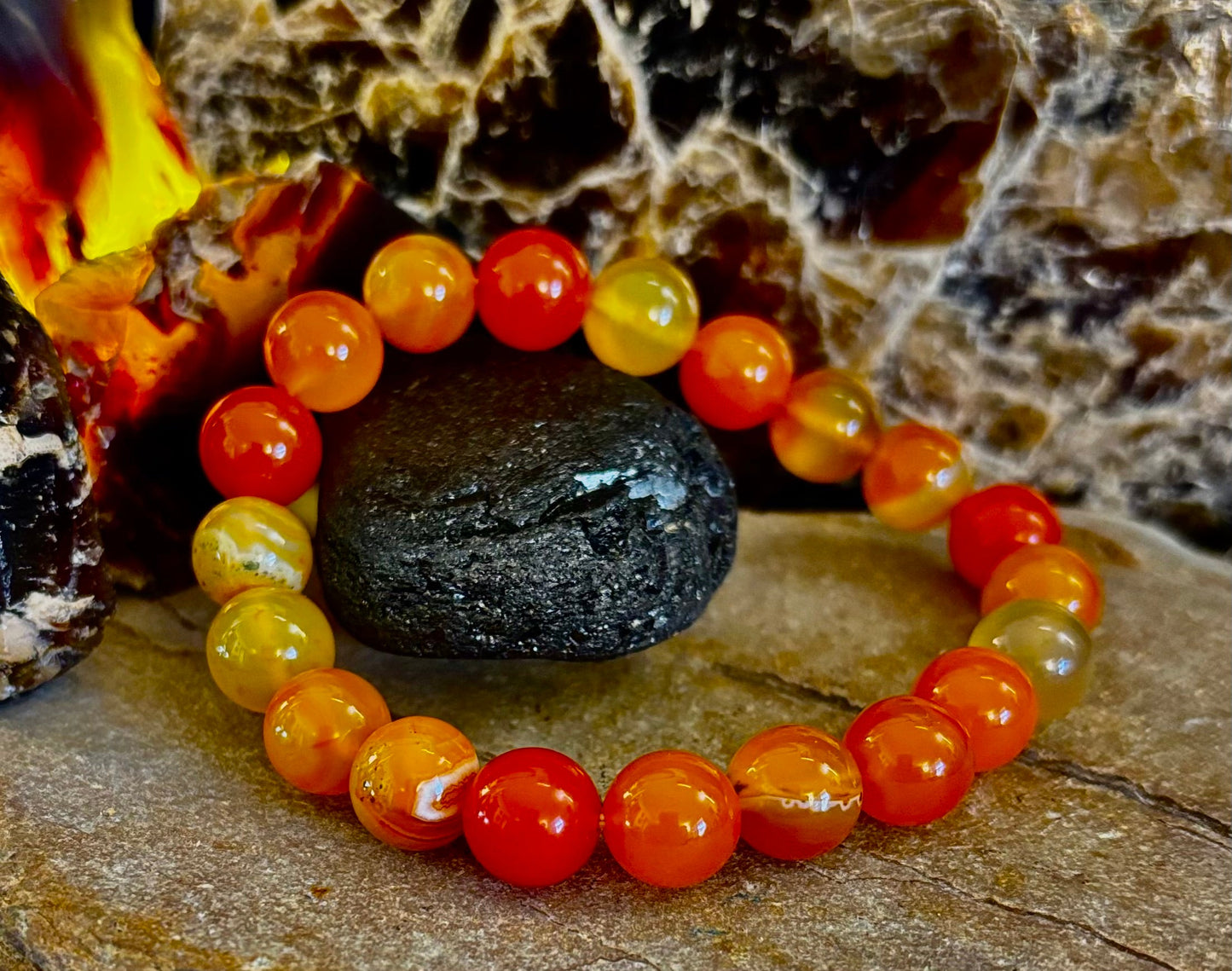 Pulsera de ágata de rayas naranjas | Cuentas de piedra natural de 10 mm para equilibrio, creatividad y confianza