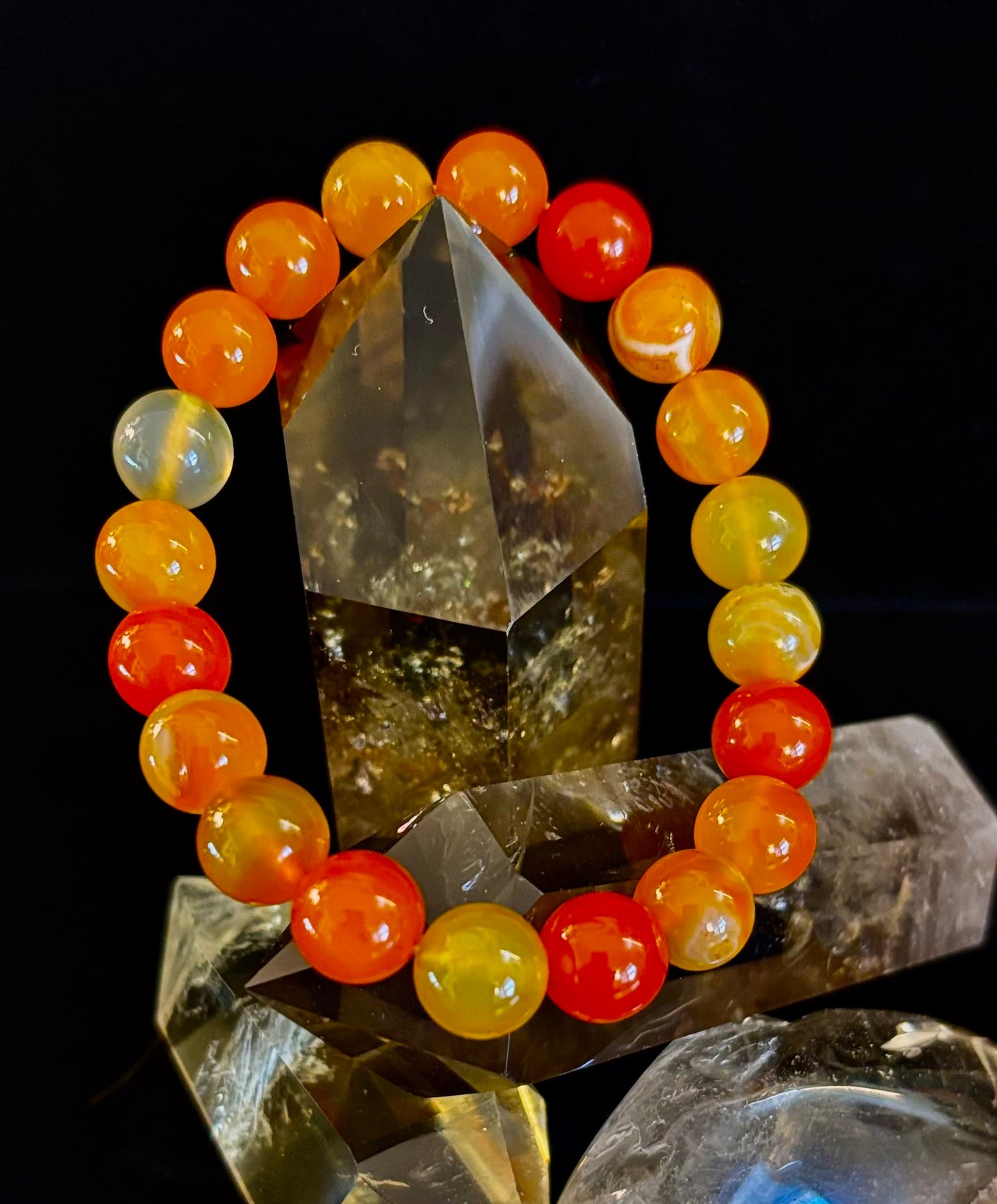 Pulsera de ágata de rayas naranjas | Cuentas de piedra natural de 10 mm para equilibrio, creatividad y confianza