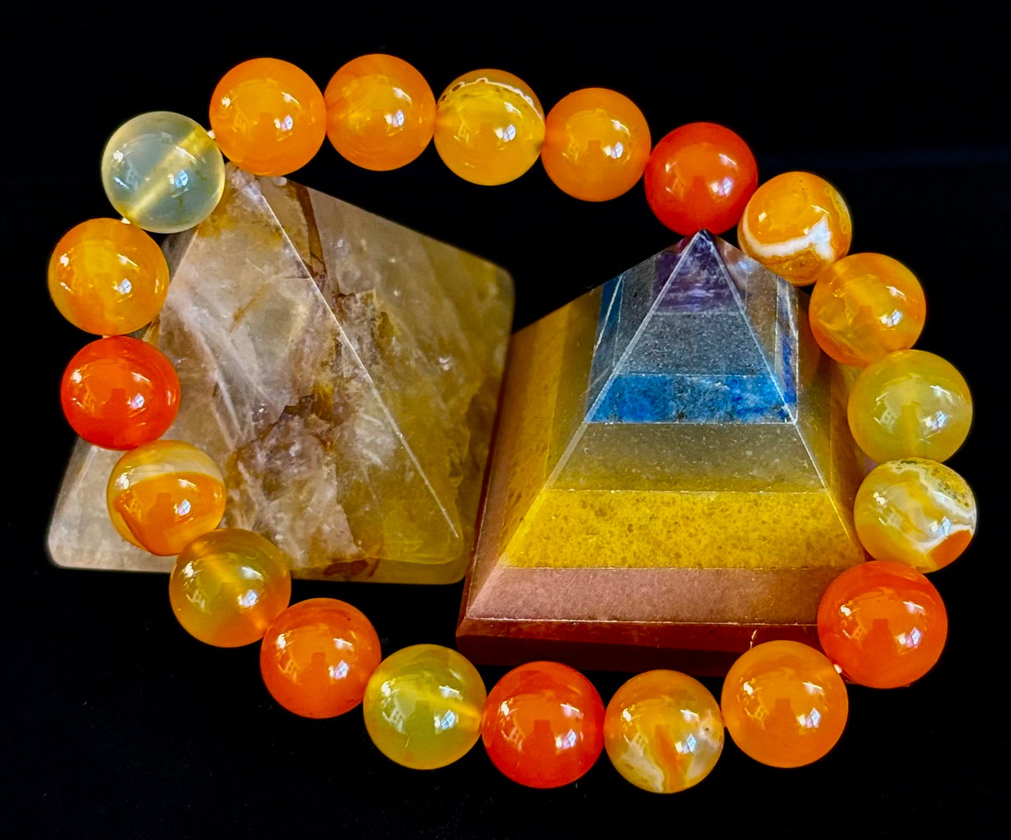 Pulsera de ágata de rayas naranjas | Cuentas de piedra natural de 10 mm para equilibrio, creatividad y confianza