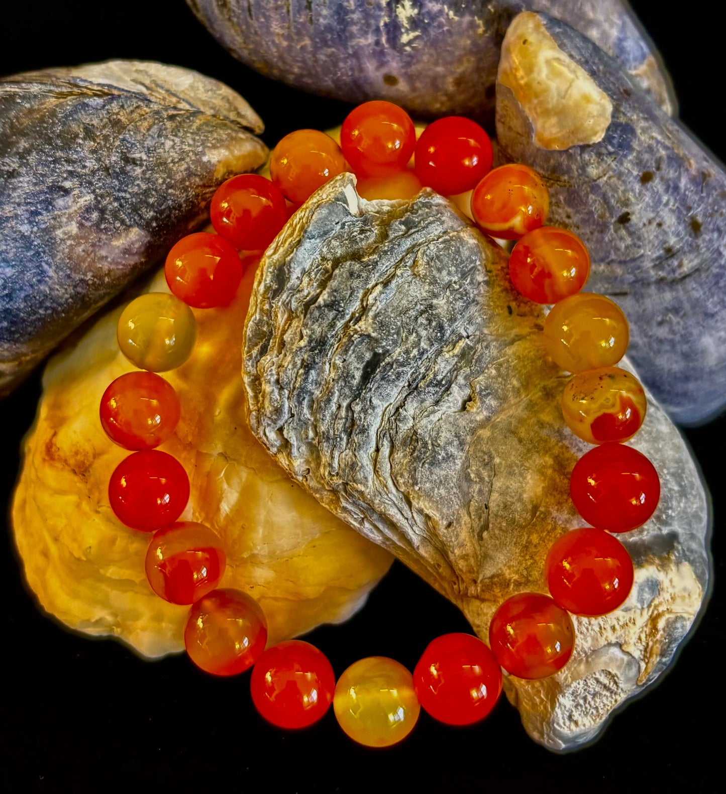 Pulsera de ágata de rayas naranjas | Cuentas de piedra natural de 10 mm para equilibrio, creatividad y confianza