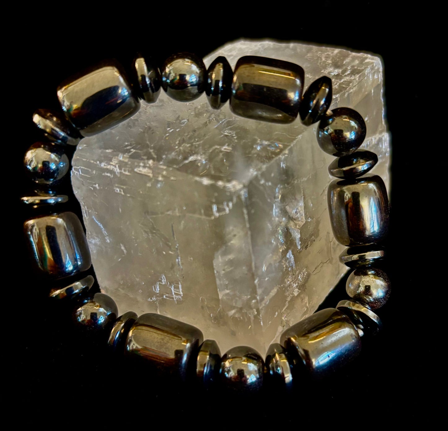 Pulsera Power Play | Piedra Curativa Geométrica para Fuerza y Estilo (Muñecas Grandes)