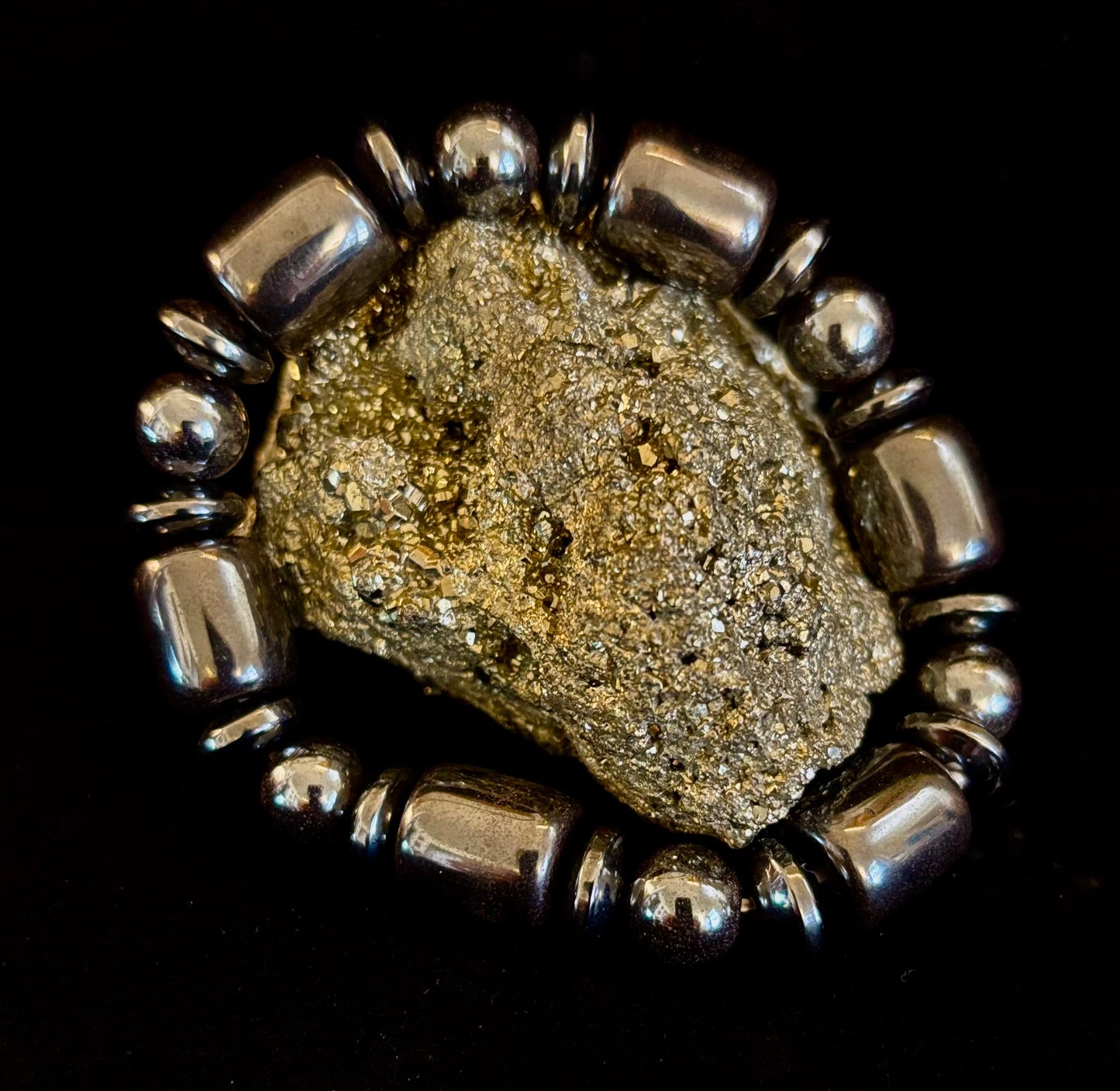 Pulsera Power Play | Piedra Curativa Geométrica para Fuerza y Estilo (Muñecas Grandes)