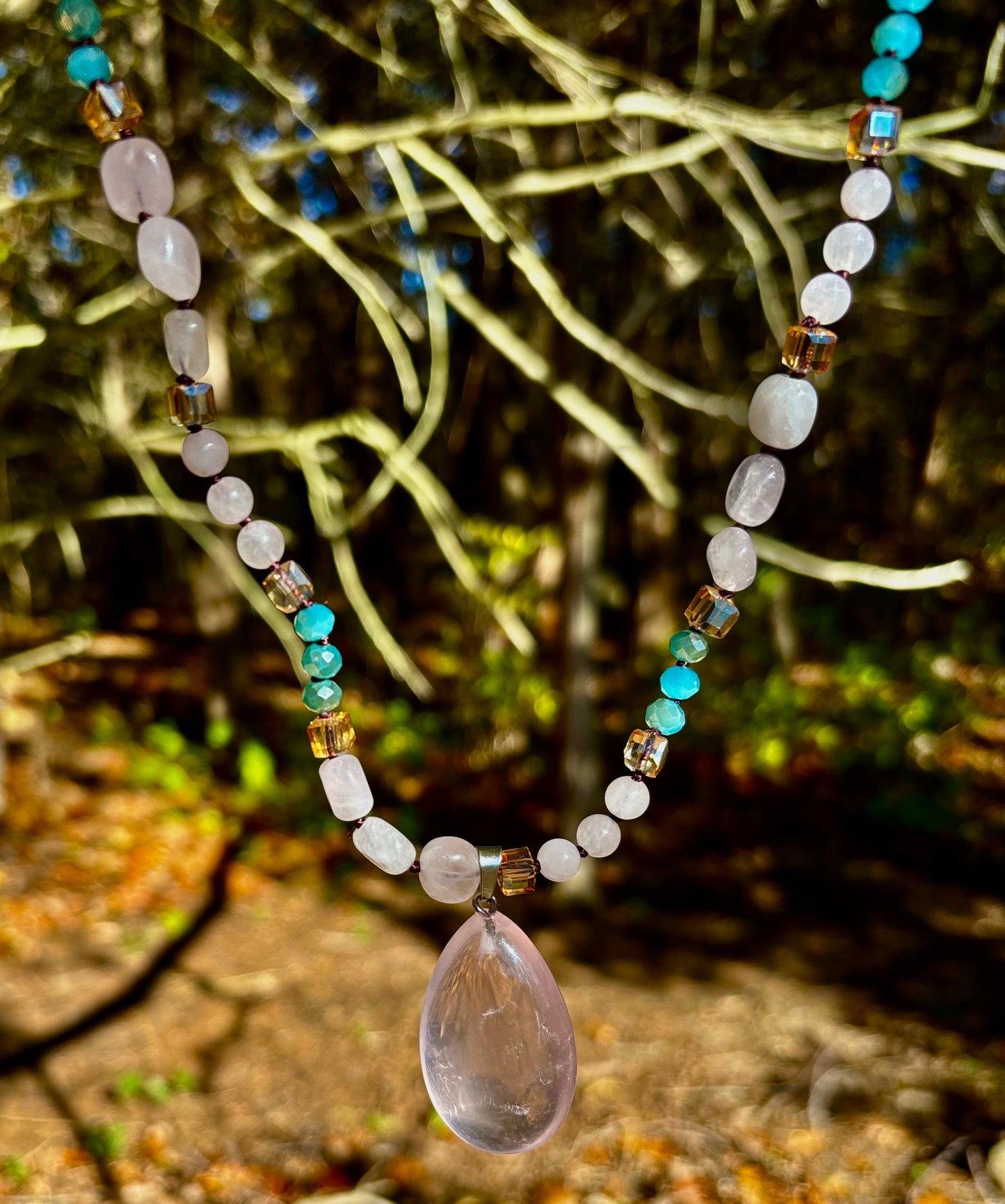 Collar Harmony Brillo Rosado | Joyería Elegante de Cuentas Distintiva
