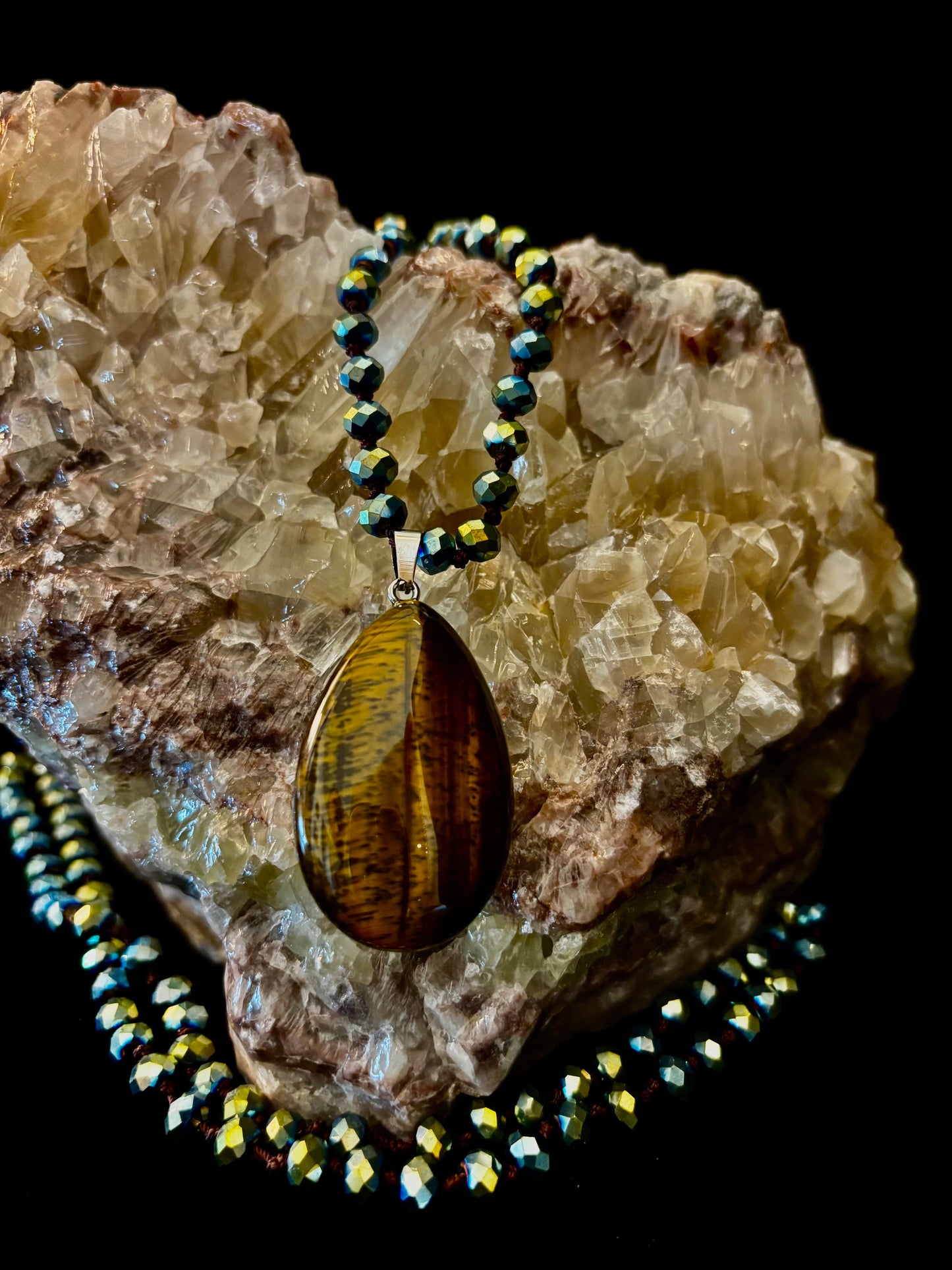 Collar llamativo Golden Glow | Joyas con colgante de cuentas atrevidas