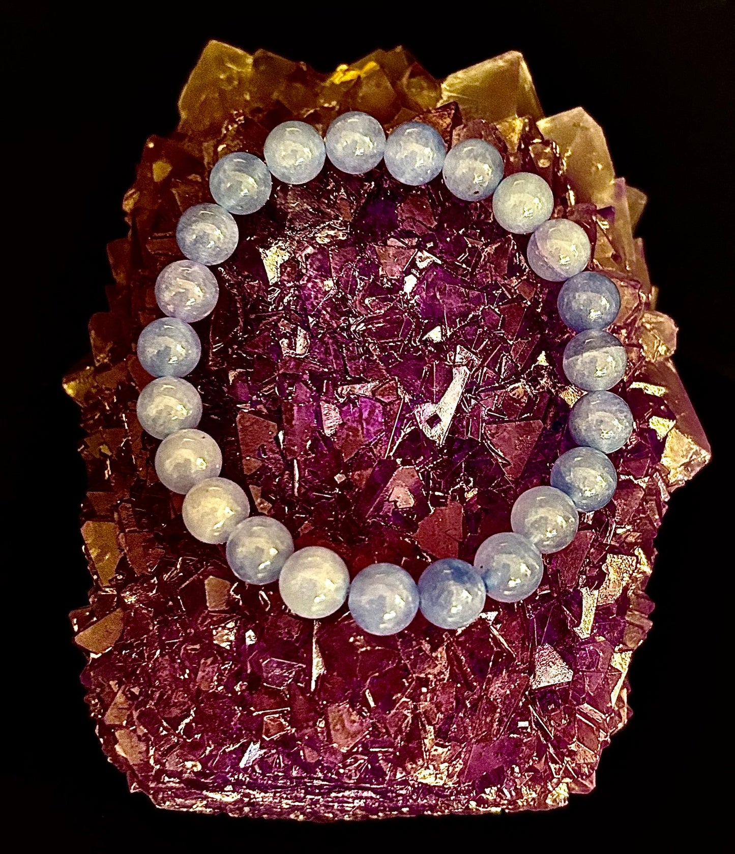 Pulsera Celestine Serenity | Cuentas Energéticas Hechas a Mano para la Paz y la Conexión Espiritual