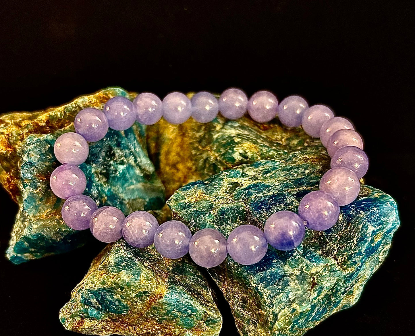 Pulsera Celestine Serenity | Cuentas Energéticas Hechas a Mano para la Paz y la Conexión Espiritual