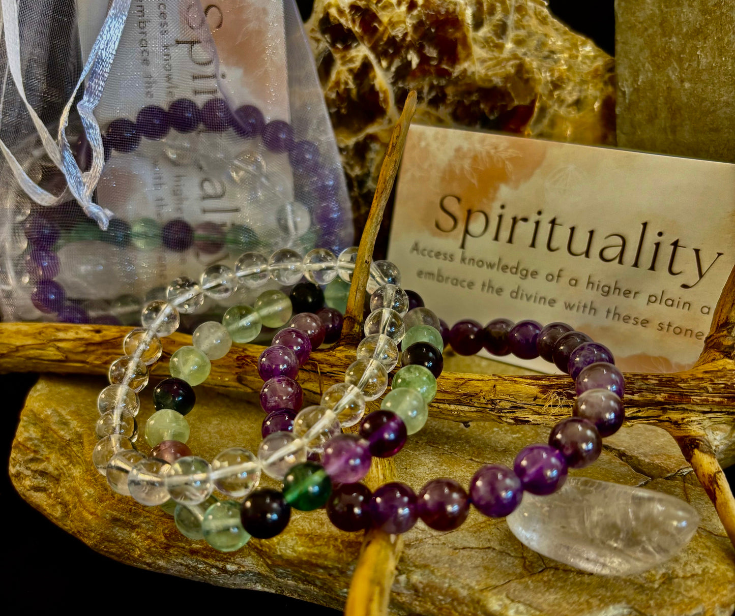 Juego de pulseras con intenciones – Espiritualidad (cuarzo transparente, amatista y fluorita)