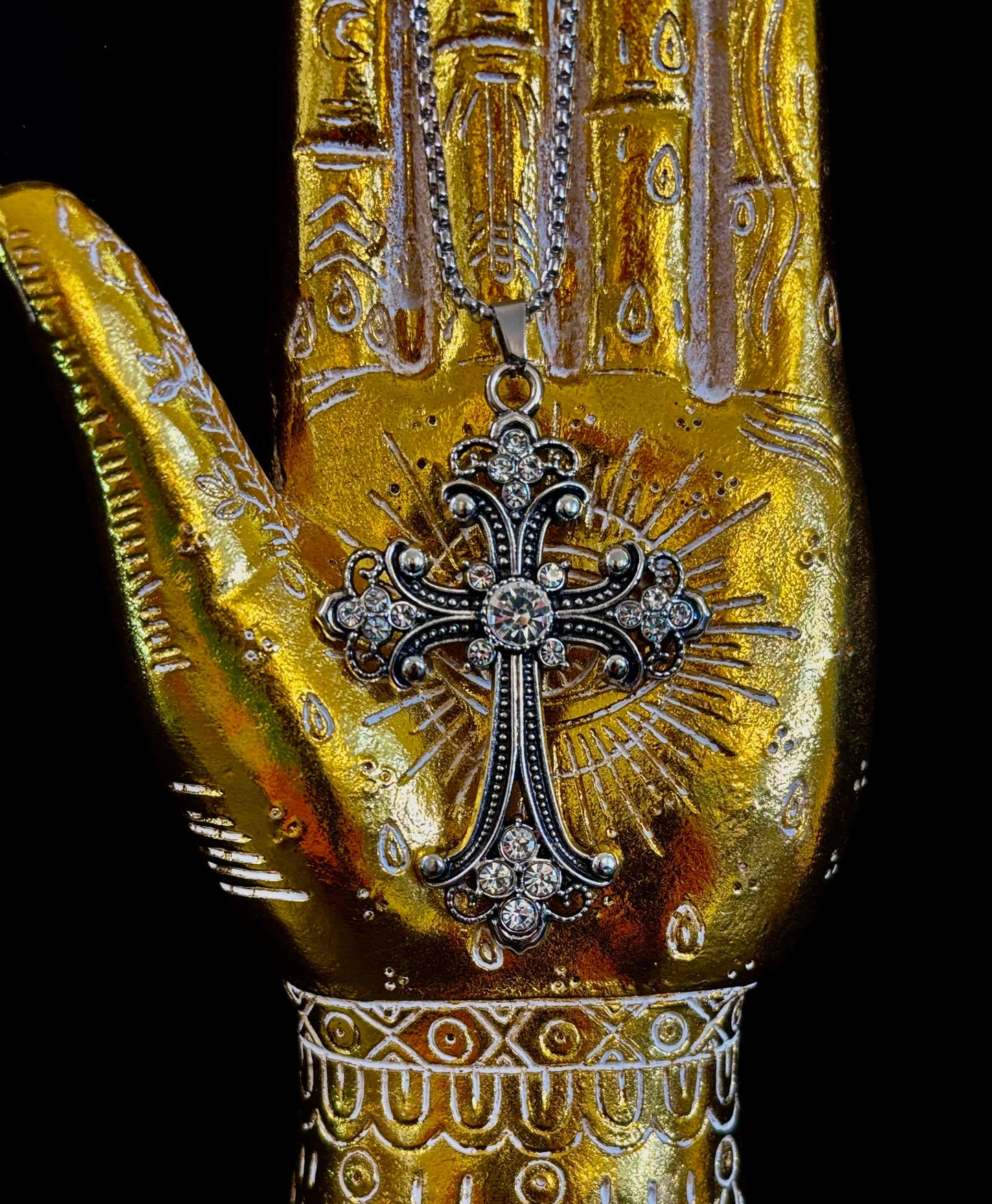 Collar Cruz Vintage Nuestra Señora de Guadalupe — Dije Católico Tono Plata — Inspirado en Puerto Vallarta México — Joyería de Protección Sagrada