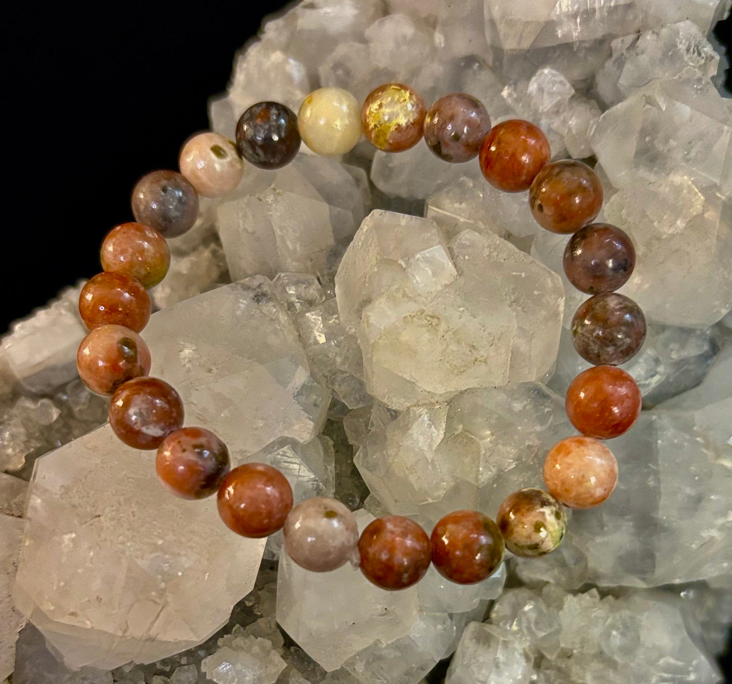 Pulsera de lepidolita rosa para aliviar el estrés – Apoyo para los chakras del corazón y de la corona