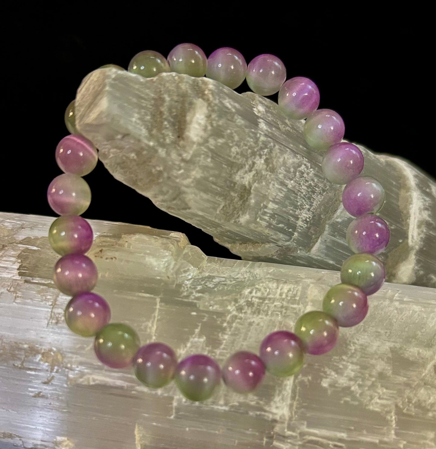 Pulsera de fluorita arcoíris de ensueño | Claridad + Calma | Cuentas de 8 mm (Muñeca mediana)