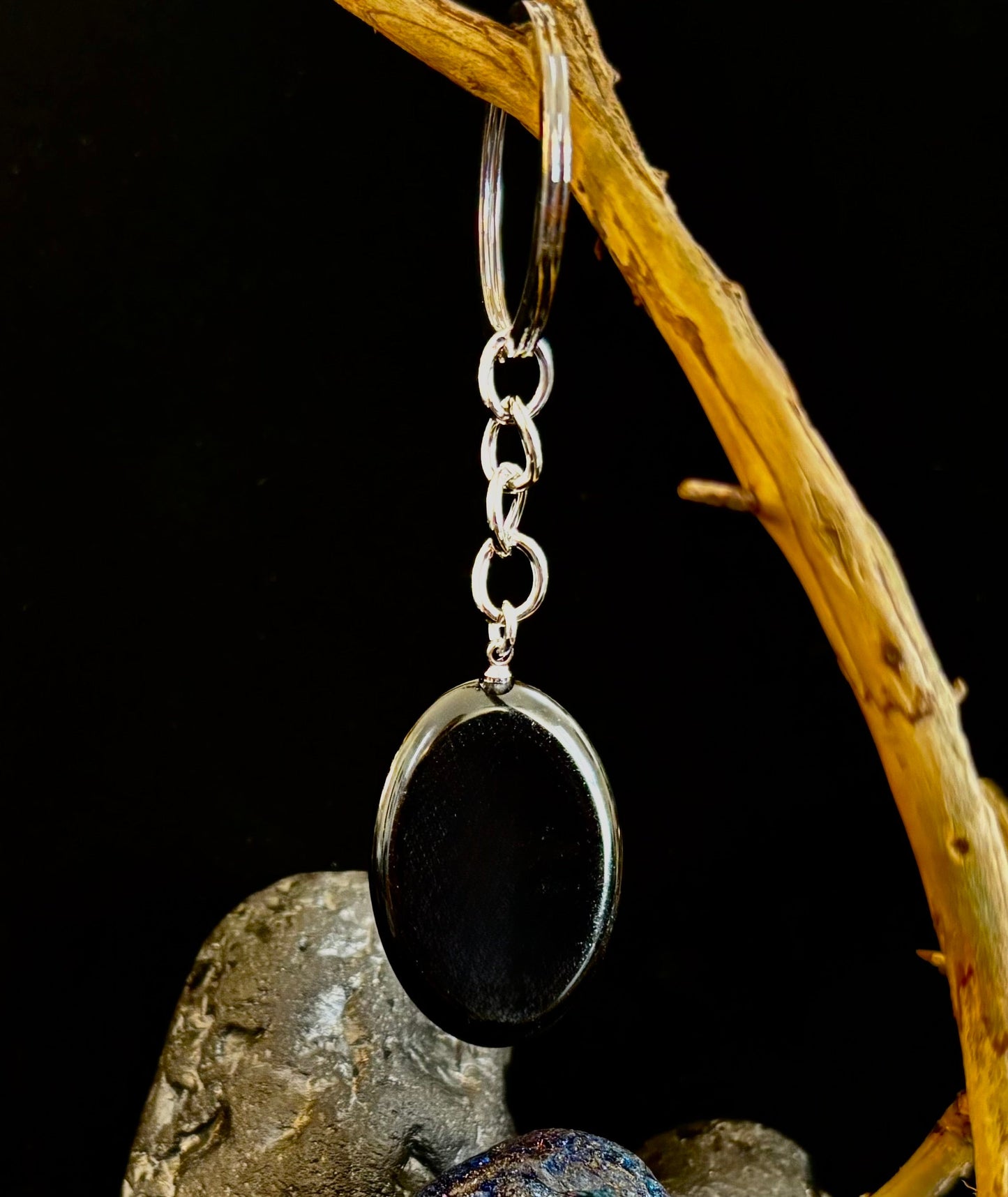 Llavero de piedra de preocupación de cristal natural – Amatista, cuarzo transparente, obsidiana, ojo de tigre, aventurina verde y cuarzo rosa (3,17 cm)
