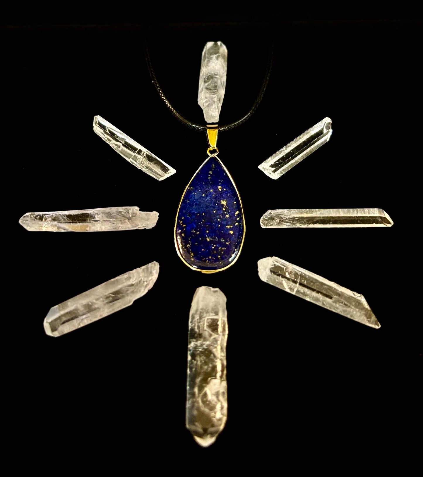 Collar con colgante real de lapislázuli – Gema azul natural en cuerda de cuero de 22” (2 estilos)
