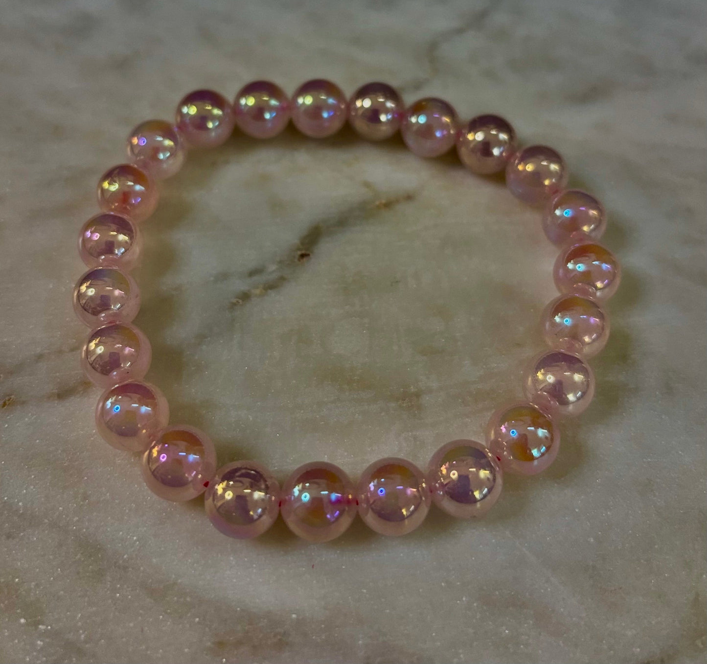 Pulsera de cristal de cuarzo rosa aura de 8 mm con reiki para el amor y la curación (muñecas medianas de 7,5”)