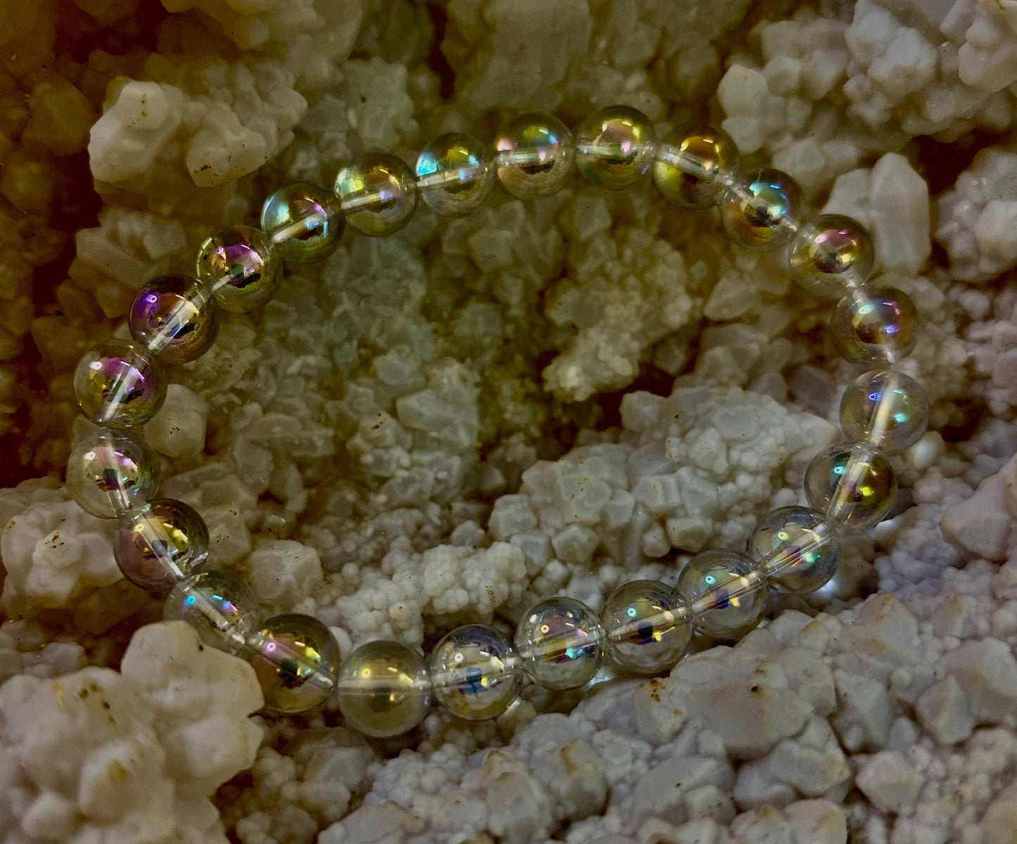 Pulsera de cristal curativo con cuarzo claro Aura Angel de 8mm, infundido con Reiki (7.5” para muñecas medianas)