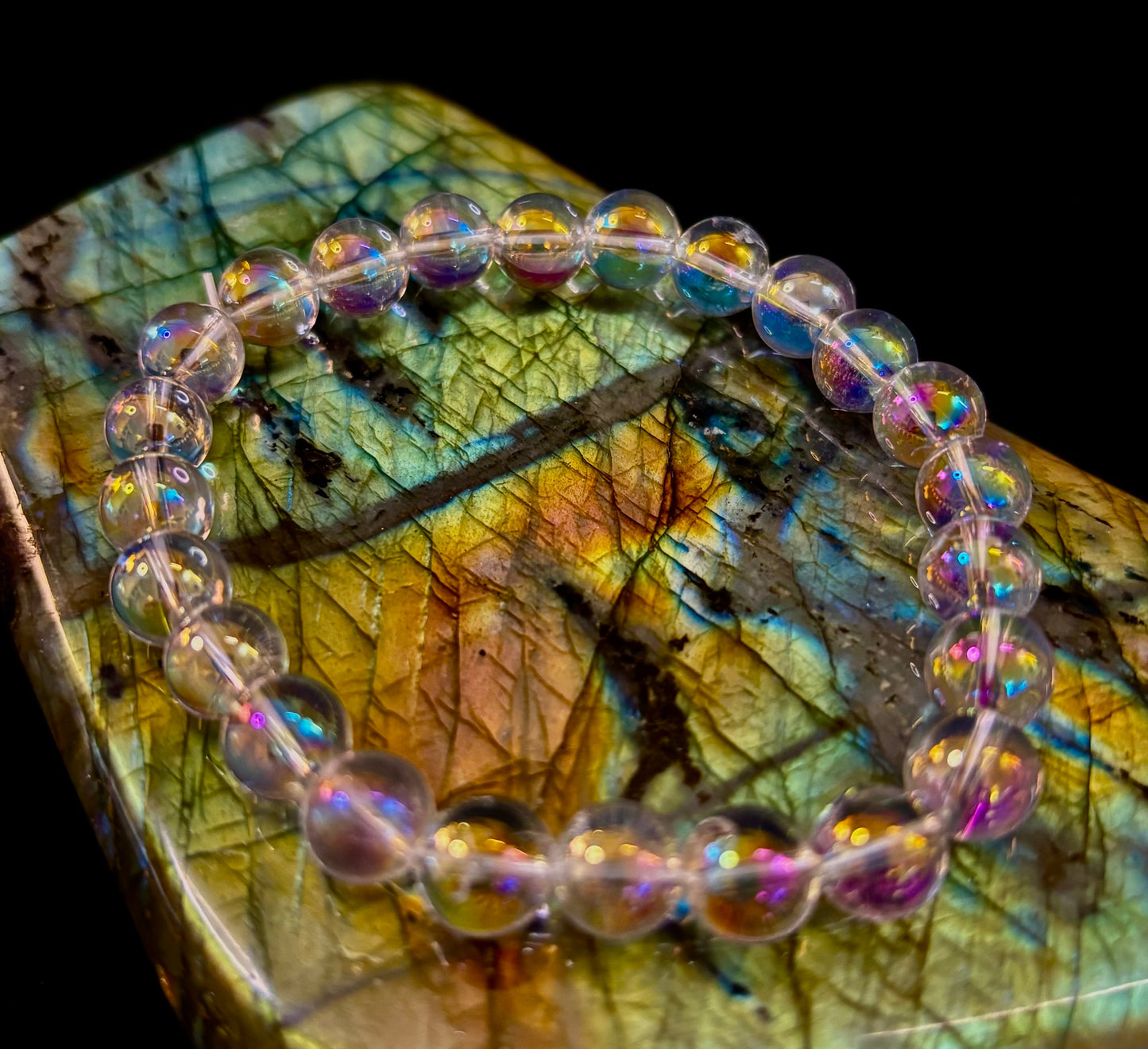 Pulsera de cristal curativo con cuarzo claro Aura Angel de 8mm, infundido con Reiki (7.5” para muñecas medianas)