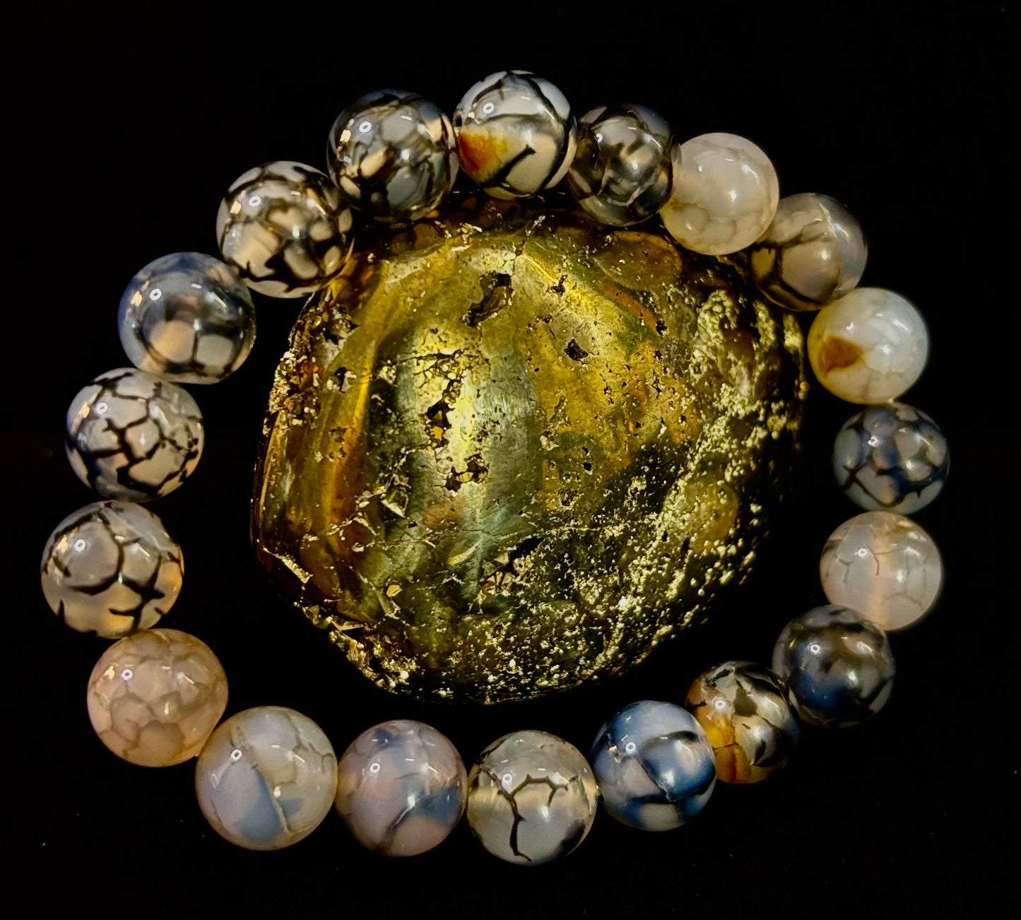 Pulsera de protección de ágata Veta de Dragón en blanco y negro con Reiki (muñecas medianas)