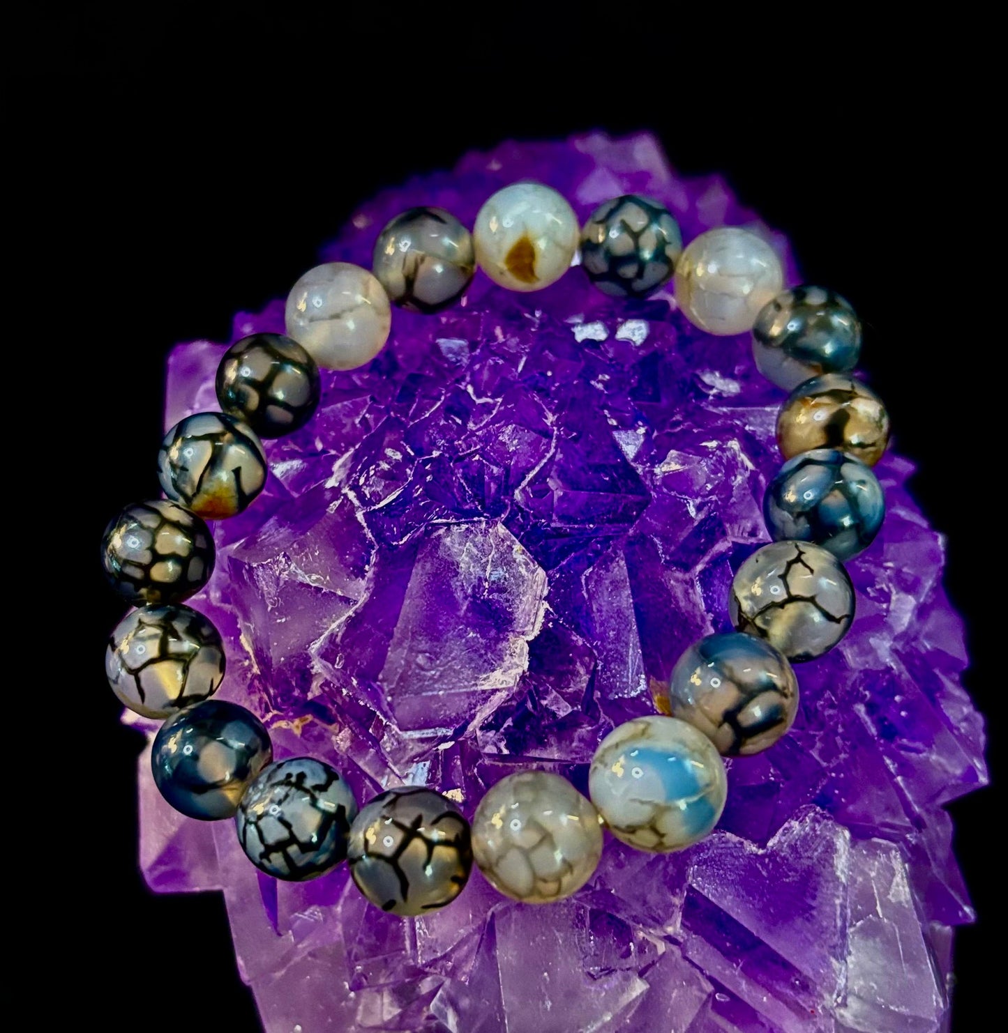 Pulsera de protección de ágata Veta de Dragón en blanco y negro con Reiki (muñecas medianas)