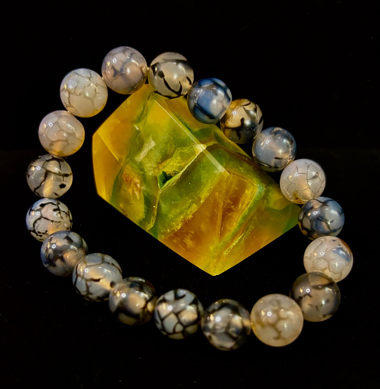 Pulsera de protección de ágata Veta de Dragón en blanco y negro con Reiki (muñecas medianas)