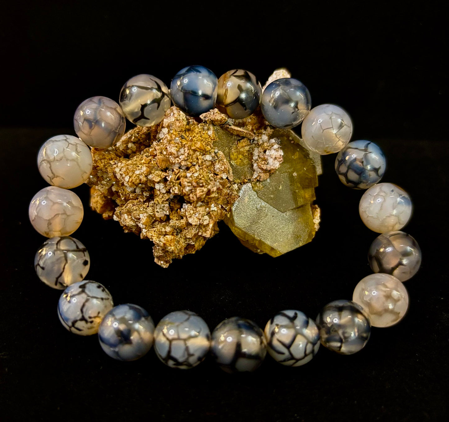 Pulsera de protección de ágata Veta de Dragón en blanco y negro con Reiki (muñecas medianas)