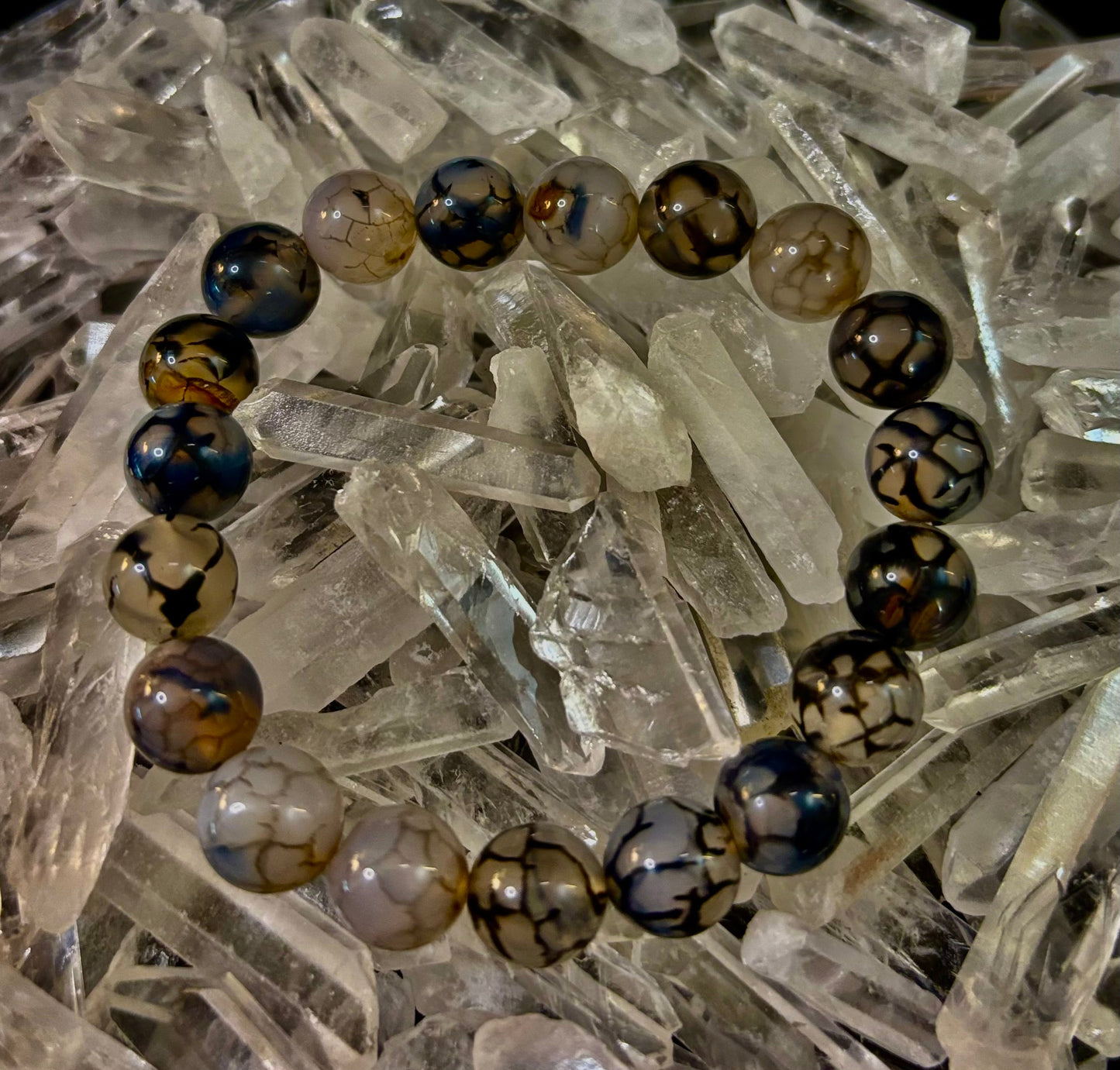 Pulsera de protección de ágata Veta de Dragón en blanco y negro con Reiki (muñecas medianas)