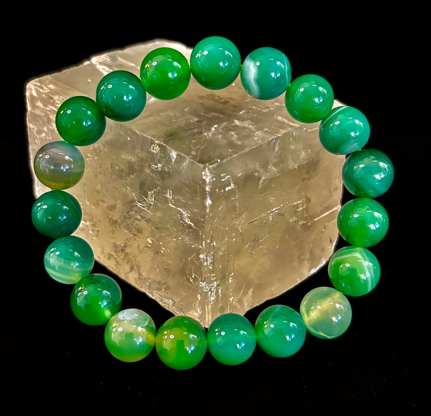Pulsera de Sanación con Ágata Verde de Rayas Infundida con Reiki (8mm o 10mm) Muñecas Medianas