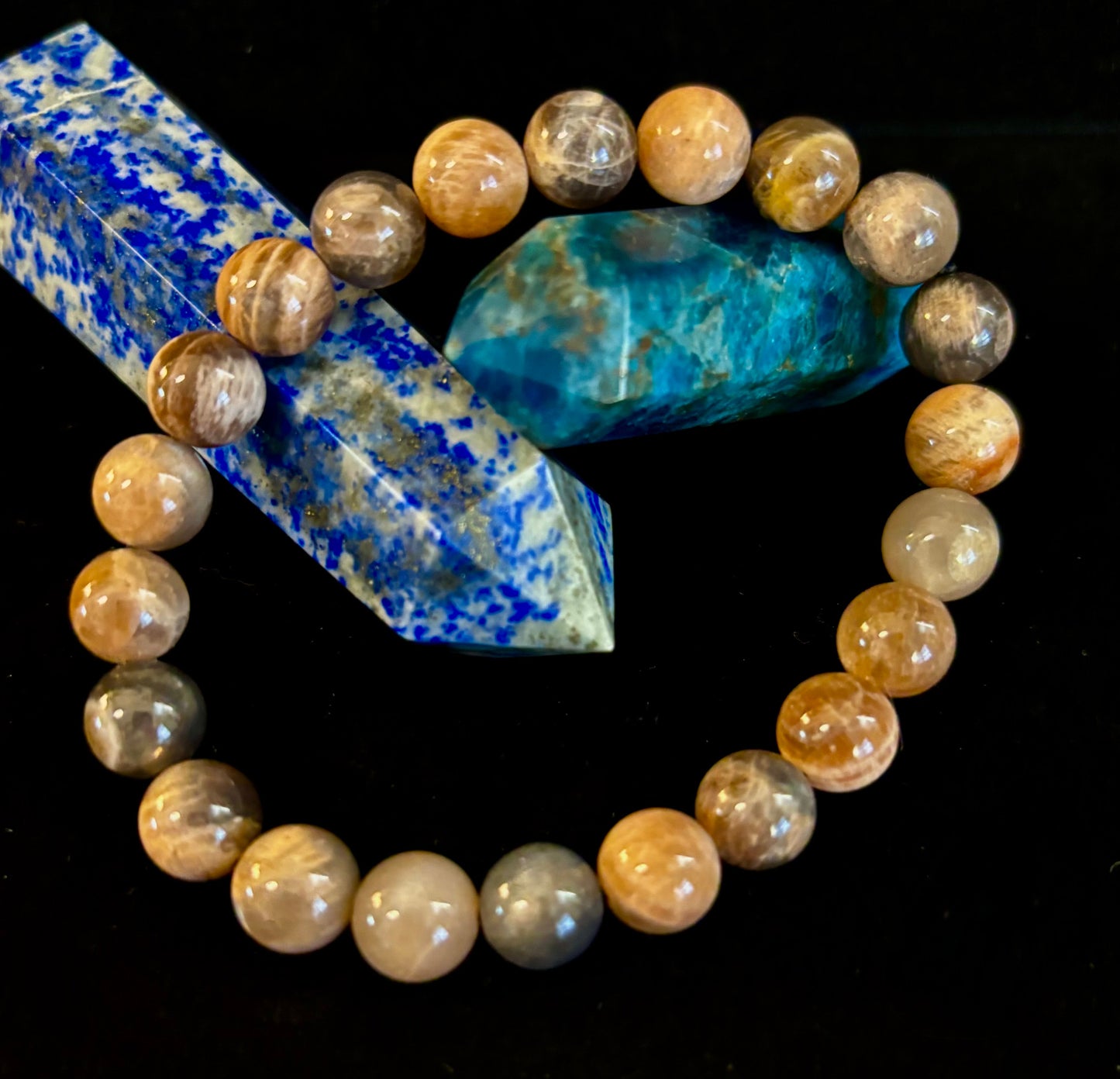 Pulsera de Piedra Luna Negra de 8mm Infundida con Reiki para la Intuición y Manifestación (Muñecas Medianas-Grandes)