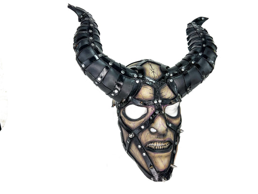 Ser maligno - Máscara con cuernos de diablo/demonio/Satán, de cuero genuino, hecha a mano