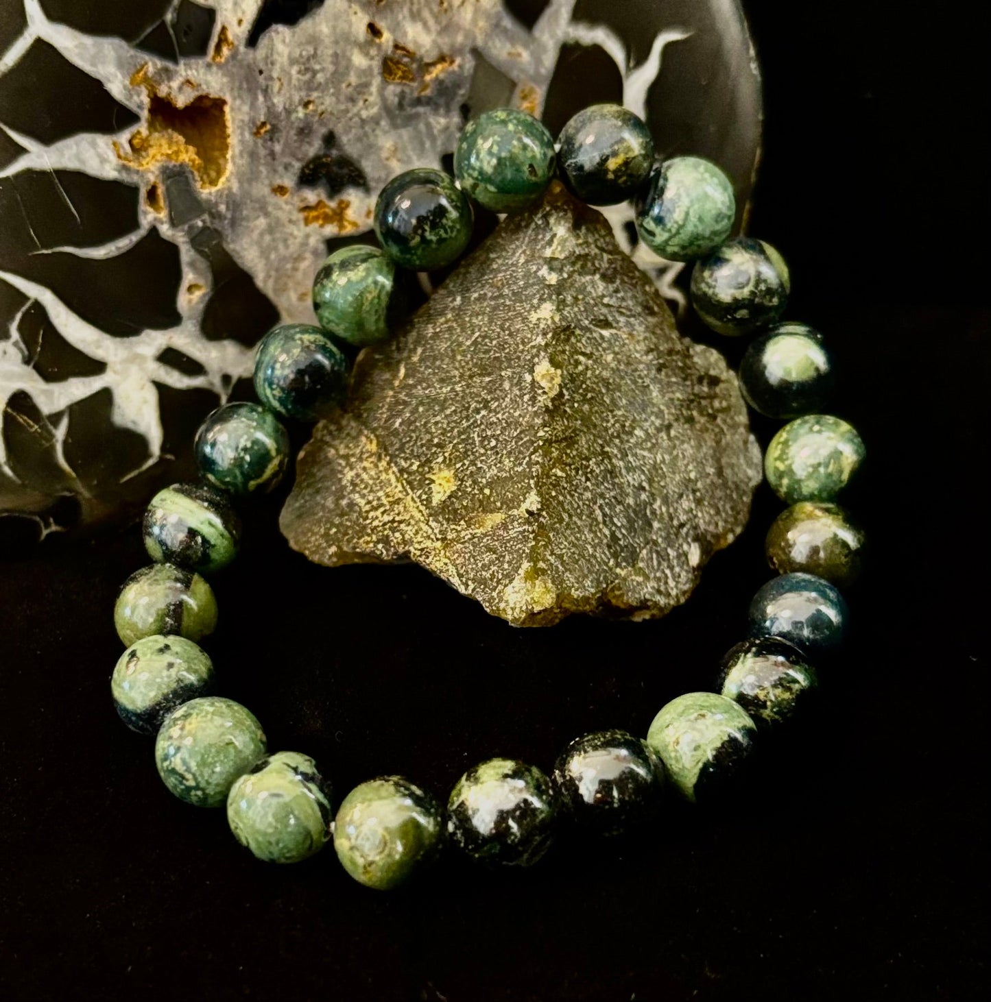 Pulsera de Jaspe Kambaba 8mm, Infundida con Reiki, para Paz y Manifestación (Muñecas Medianas-Grandes)