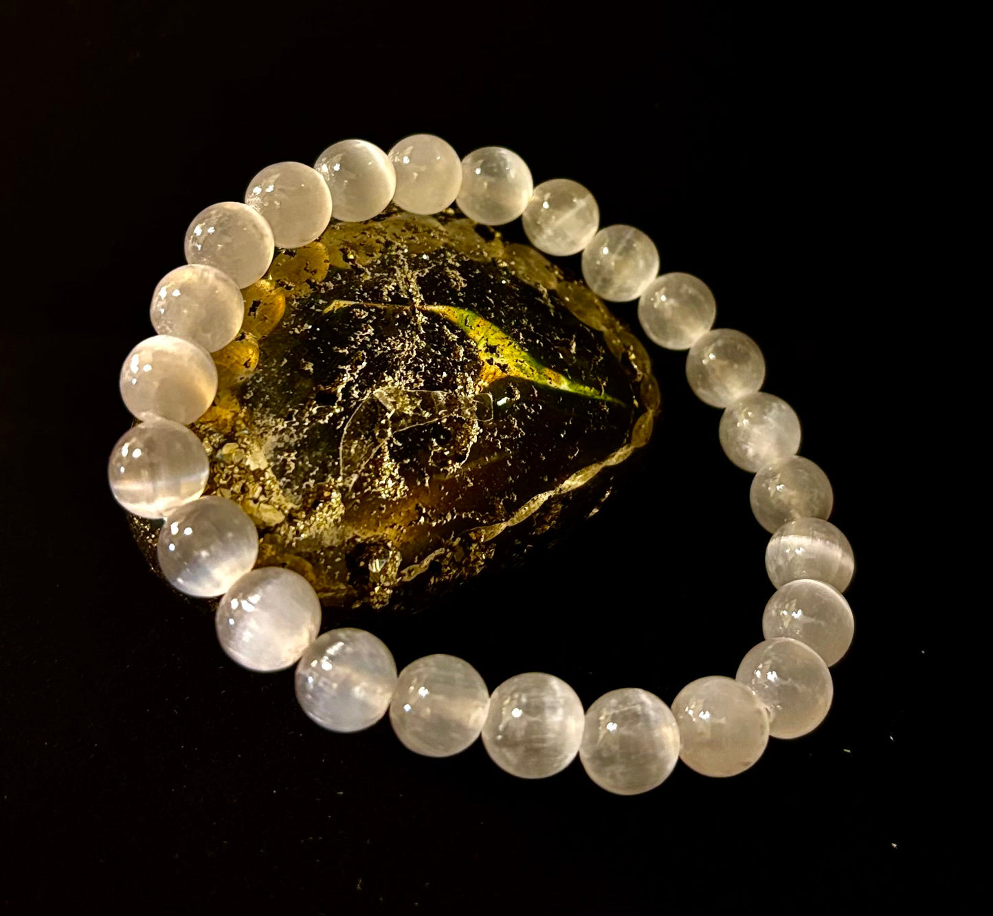 Pulsera Ojo de Gato Blanco – Joyería Reiki para Claridad y Protección (Muñeca Mediana–Grande)