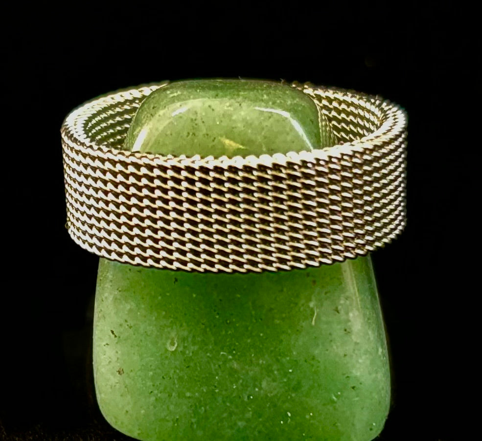 Anillo de malla de acero inoxidable unisex – Banda flexible y moderna en tonos negro, oro rosa y plata
