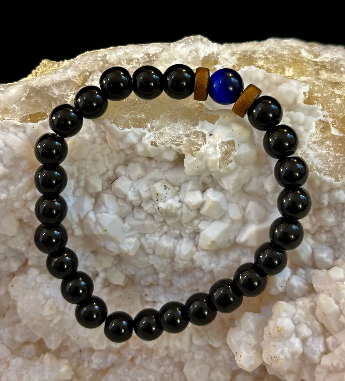 Pulsera de roca de lava y piedra negra para hombre – Piedras decorativas naturales azules, grises o marrones | Muñeca mediana-grande