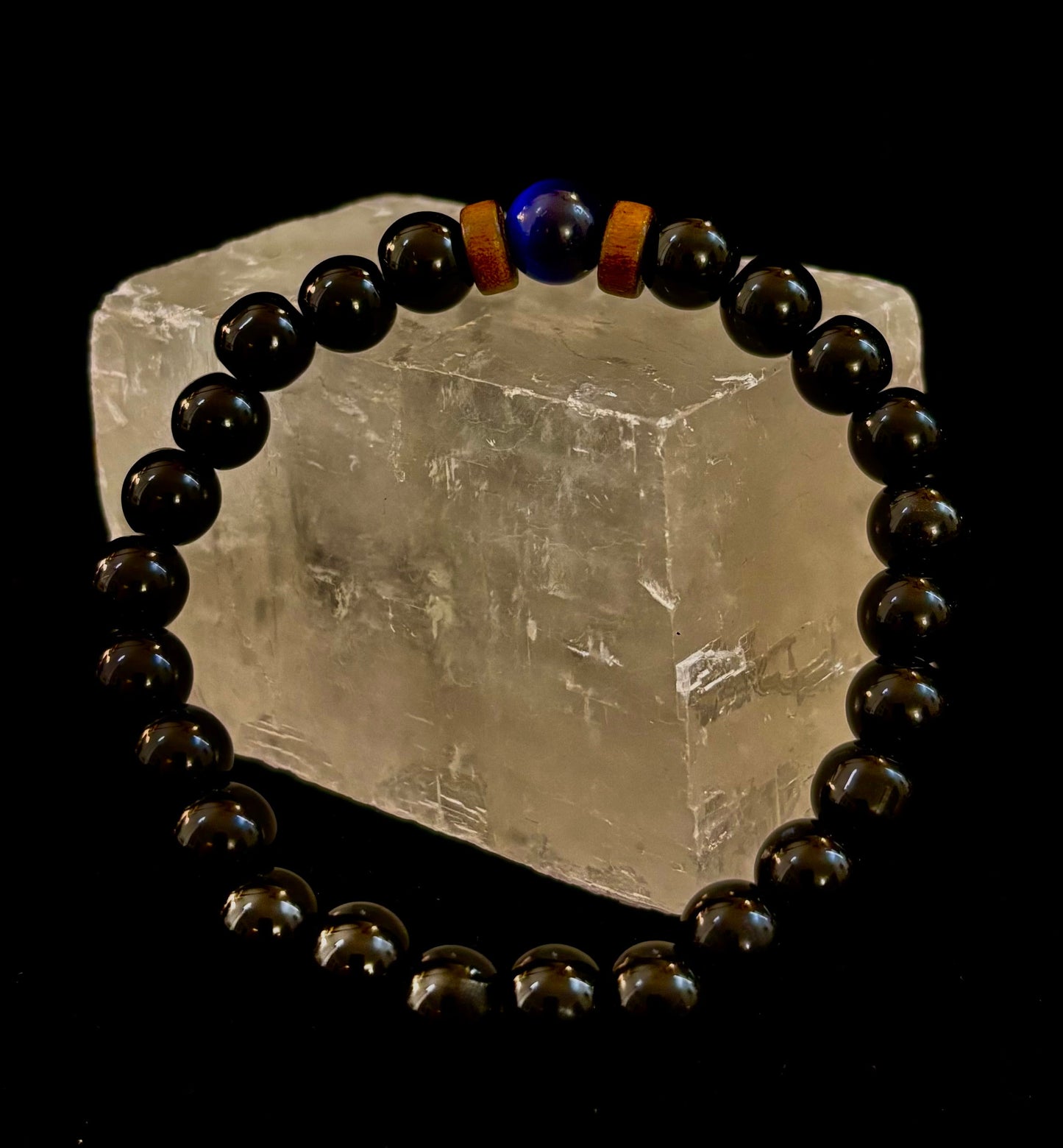 Pulsera de roca de lava y piedra negra para hombre – Piedras decorativas naturales azules, grises o marrones | Muñeca mediana-grande