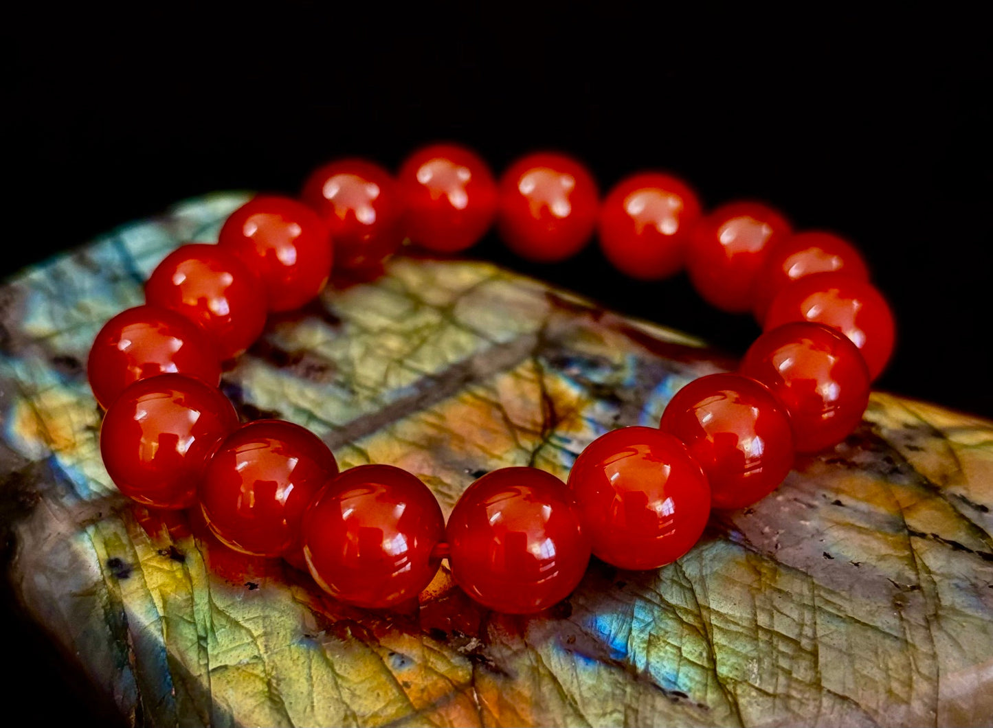 Pulsera de ónix rojo – Conexión a tierra y fuerza, cuentas de piedra natural