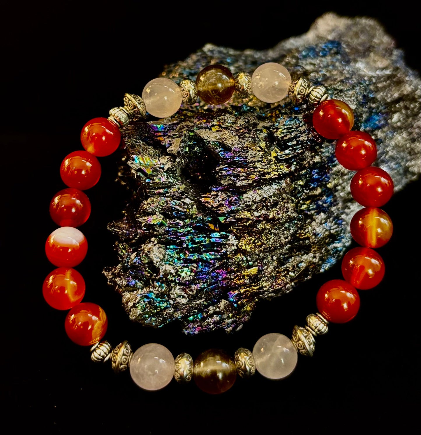 Pulsera con intención de apoyo para el duelo y la pérdida – Cornalina, cuarzo rosa y cuarzo ahumado con reiki