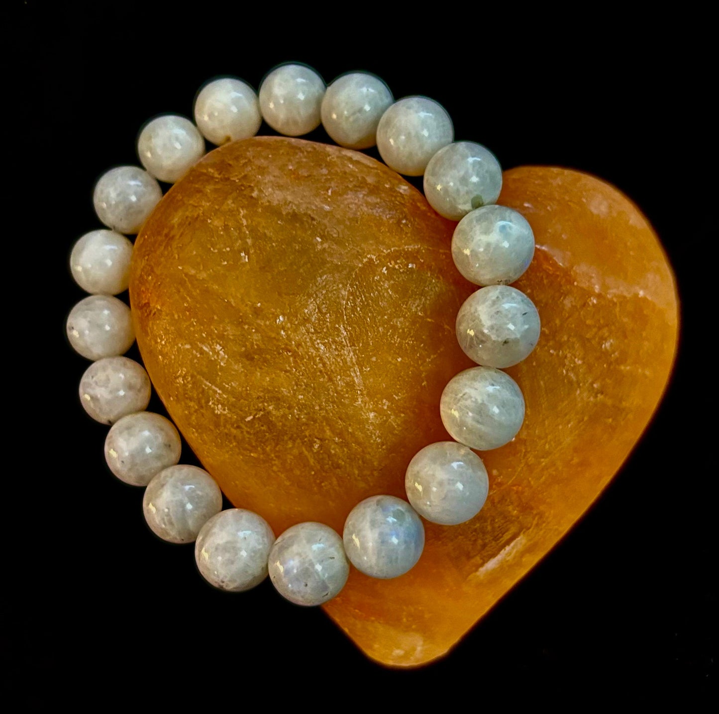Pulsera energética de piedra luna arcoíris con reiki – Cuentas de 10 mm (muñeca mediana)