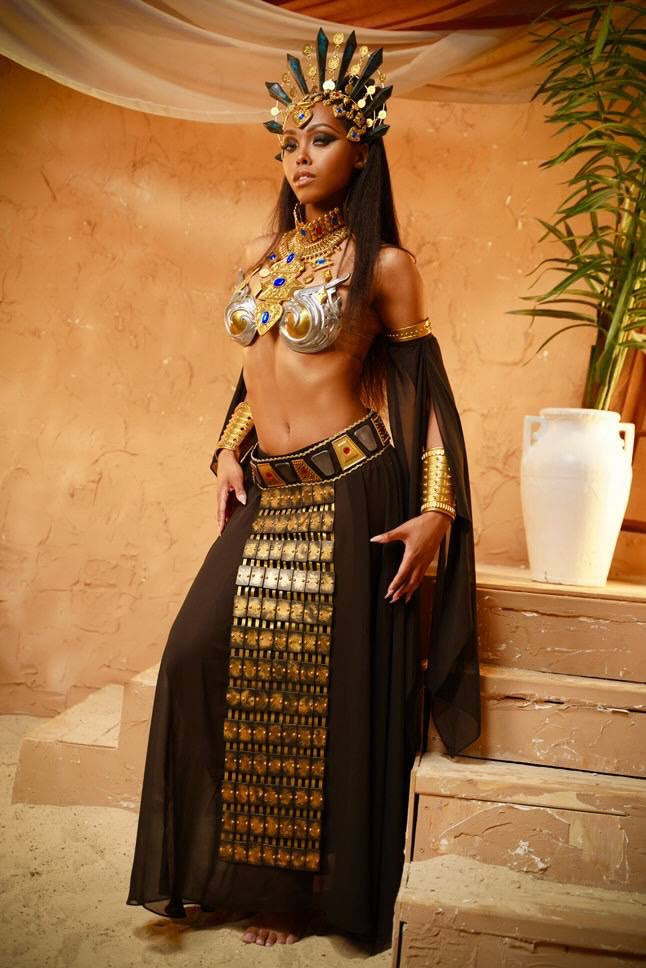 Akasha Reina de los Condenados - Hecho a medida