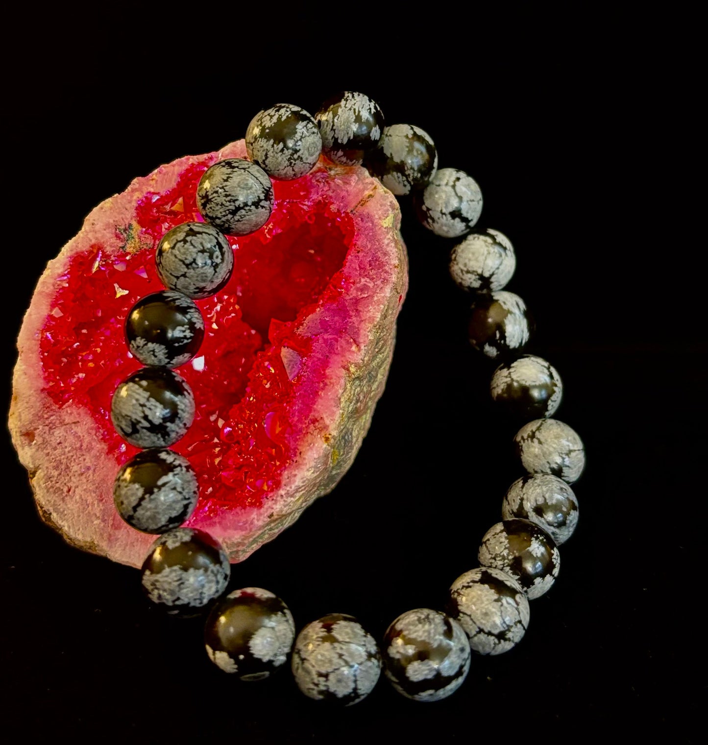 Pulsera de obsidiana copo de nieve con reiki – Protección, enraizamiento y equilibrio emocional de 10 mm (para muñecas medianas y grandes)