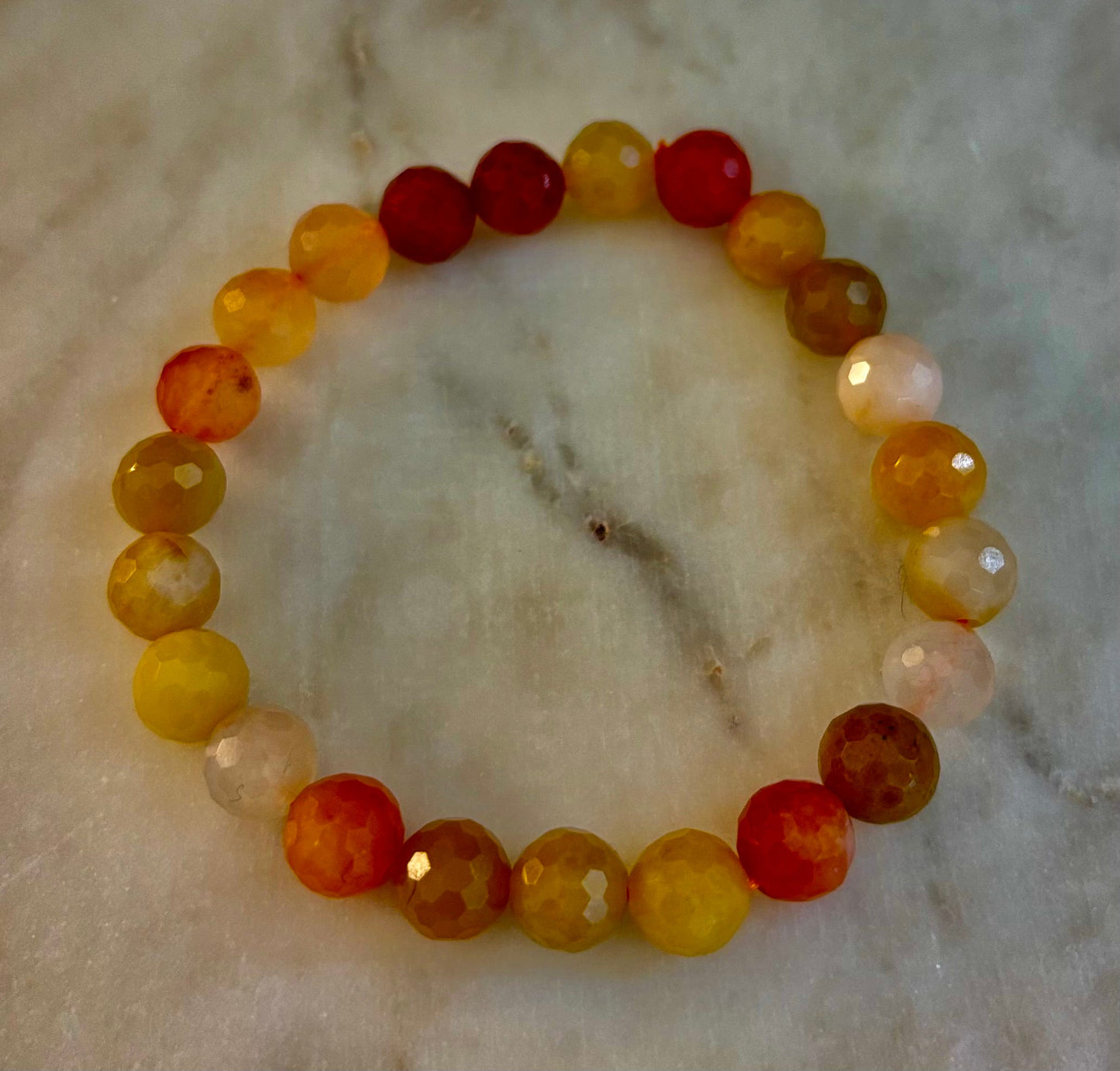 Pulsera de Aventurina Naranja Brillante con Corte Poliédrico – 8mm (Muñeca Mediana) | Piedra de la Confianza y la Creatividad Infundida con Reiki