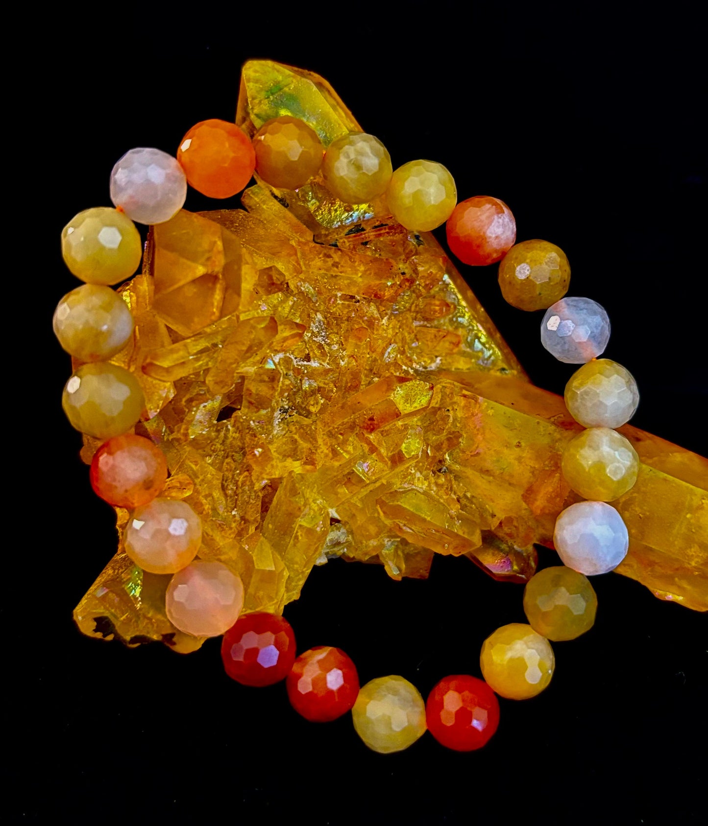 Pulsera de Aventurina Naranja Brillante con Corte Poliédrico – 8mm (Muñeca Mediana) | Piedra de la Confianza y la Creatividad Infundida con Reiki
