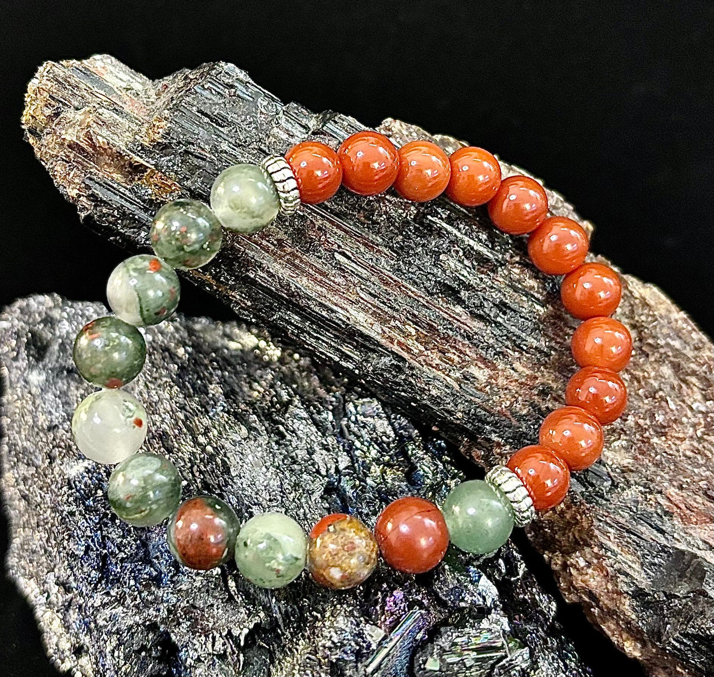 Pulsera con propósito de salud y bienestar – Cornalina y heliotropo infundidas con reiki