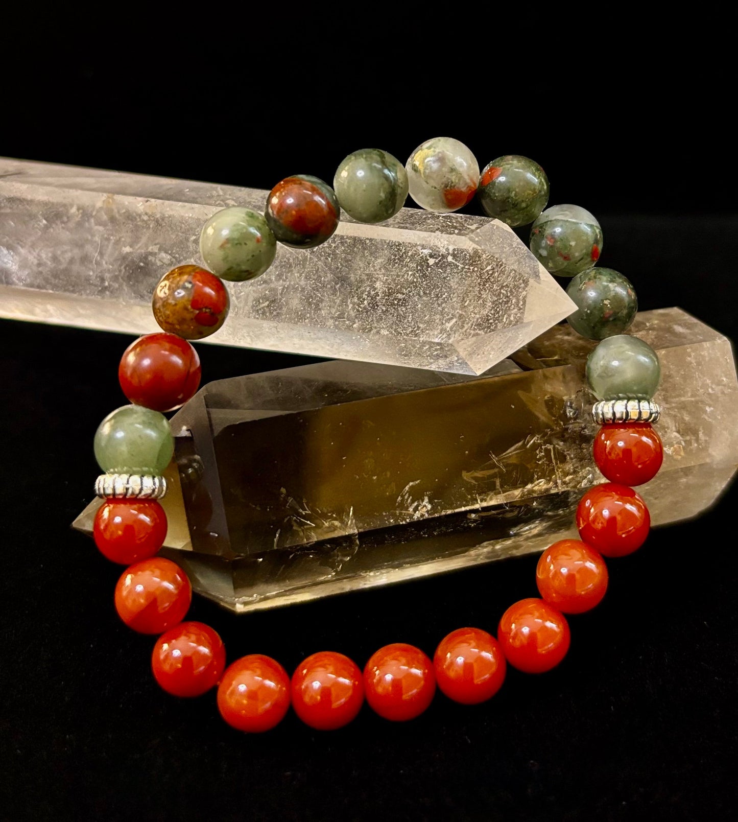 Pulsera con propósito de salud y bienestar – Cornalina y heliotropo infundidas con reiki