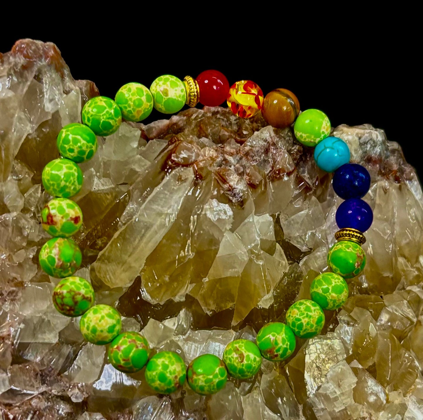Pulsera Curativa de 7 Chakras con Jaspe Sedimentario Verde – Equilibrio, Alineación y Enraizamiento
