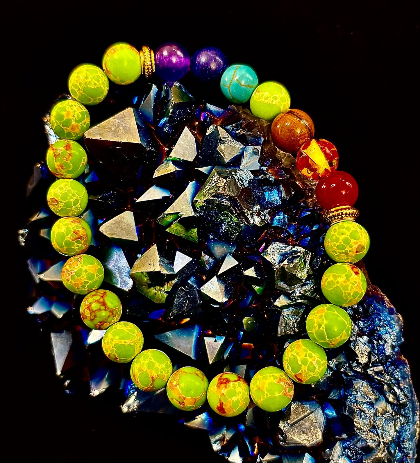 Pulsera Curativa de 7 Chakras con Jaspe Sedimentario Verde – Equilibrio, Alineación y Enraizamiento