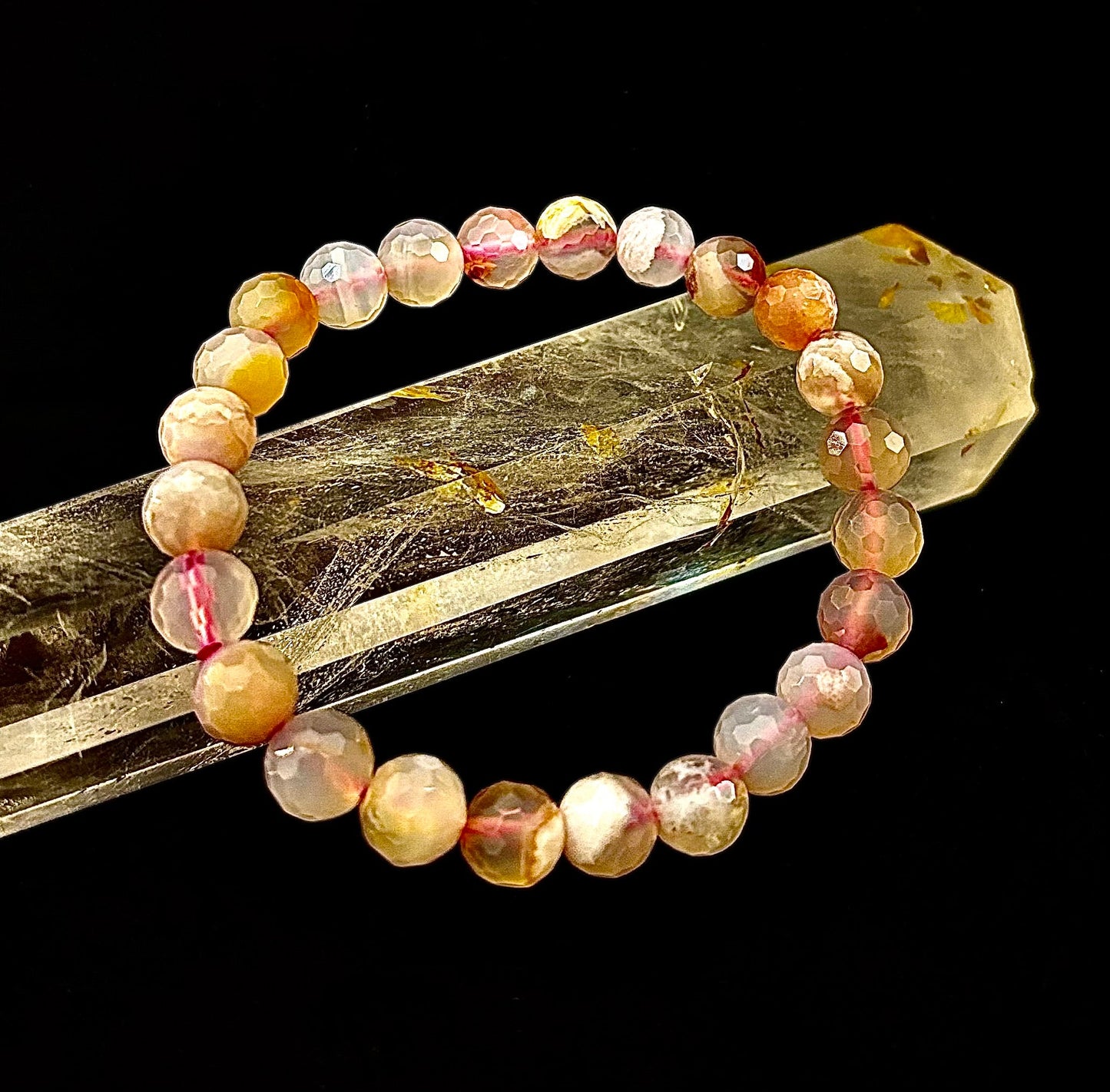 🌸 Pulsera de ágata de flor de cerezo tallada en poliedro – 8 mm (Muñeca mediana)