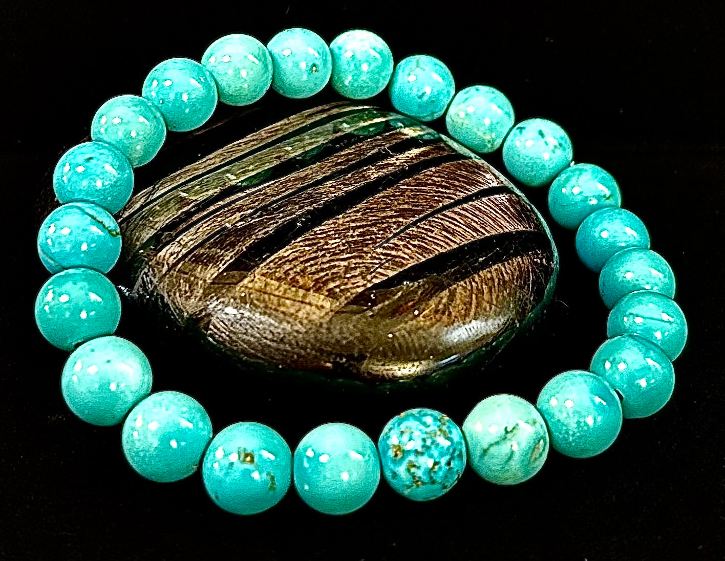 Pulsera de Cuentas de Howlita Turquesa Natural – Piedras de 8mm y 10mm para Calma y Protección (Muñecas Medianas)