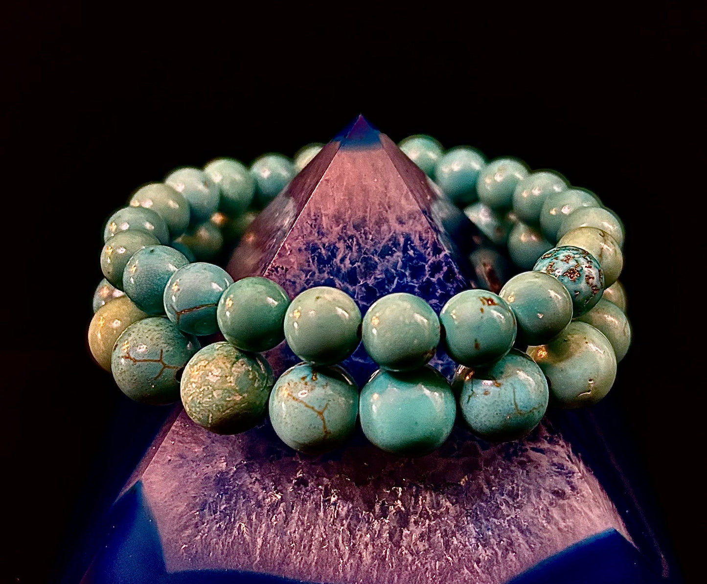 Pulsera de Cuentas de Howlita Turquesa Natural – Piedras de 8mm y 10mm para Calma y Protección (Muñecas Medianas)